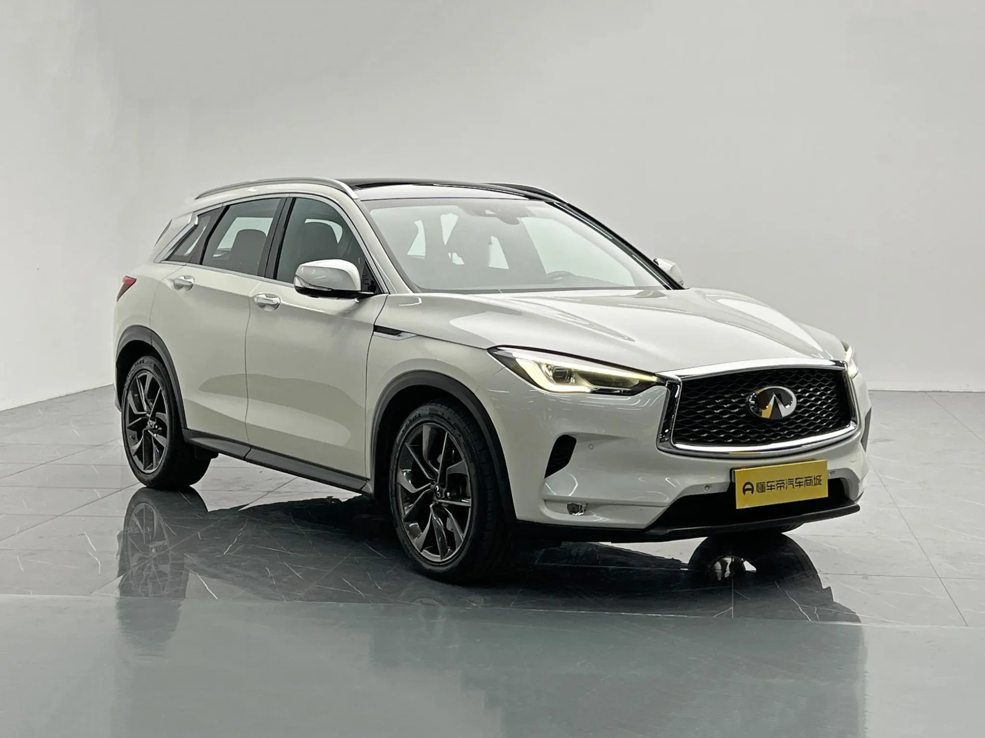 Infiniti Infiniti QX50 2.0T four-wheel drive smart version