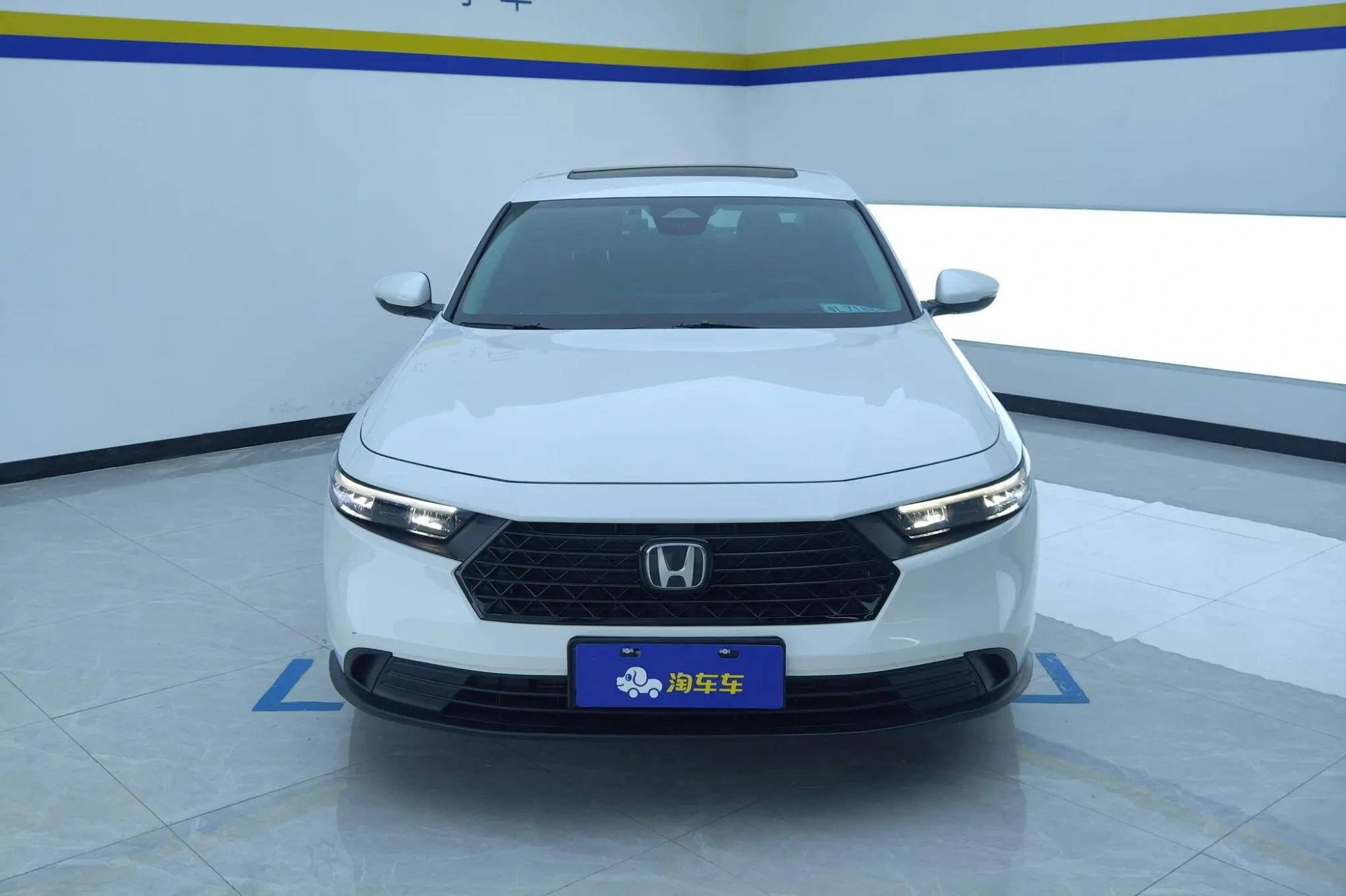 Honda Accord Rui*T Dynamic 260TURBO Deluxe Edition