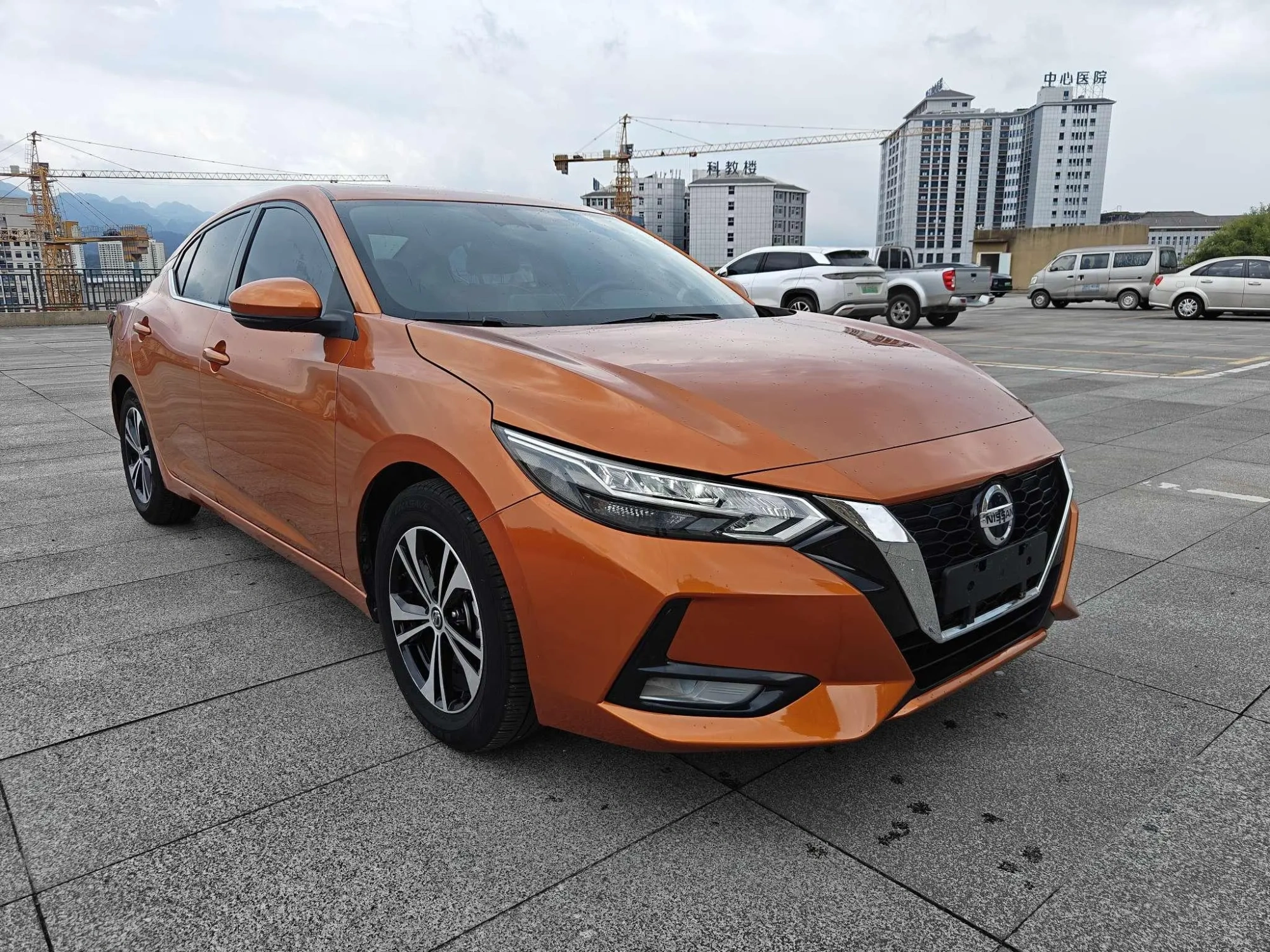 Nissan Xuan Yi 1.6L XL CVT Enjoy Edition
