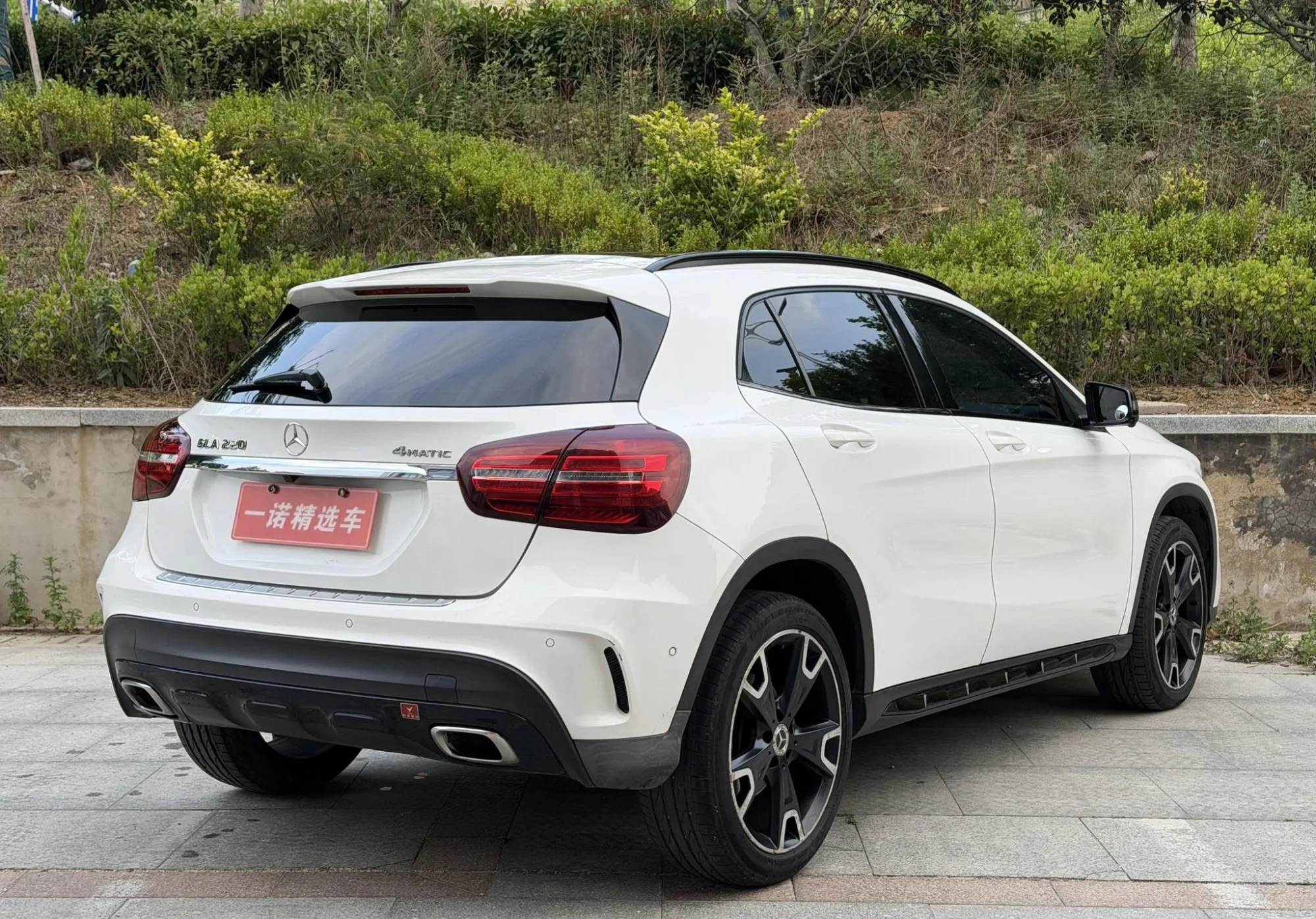 Mercedes-Benz Mercedes-Benz GLA GLA 220 4MATIC sports type