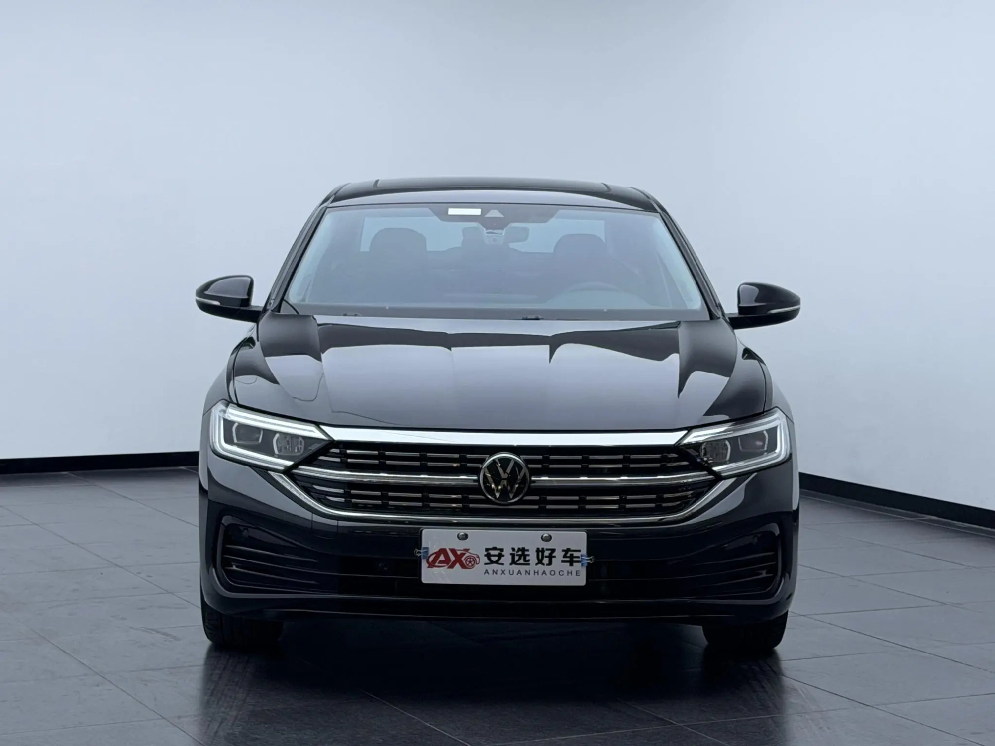 Volkswagen Sagitar 300TSI DSG Excellent Edition