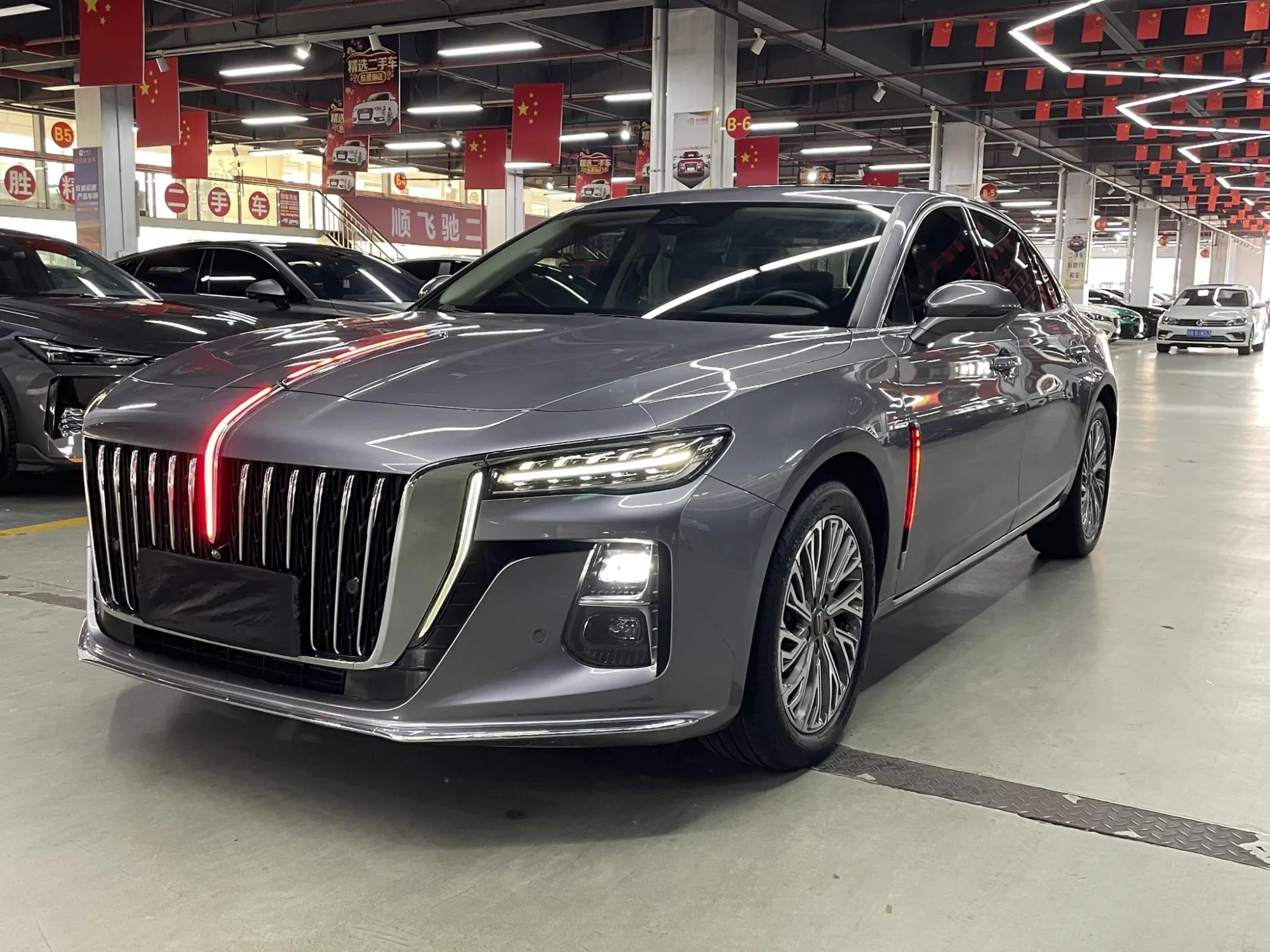Hongqi Hongqi H5 2.0T Automatic Zhilian Qichang Version