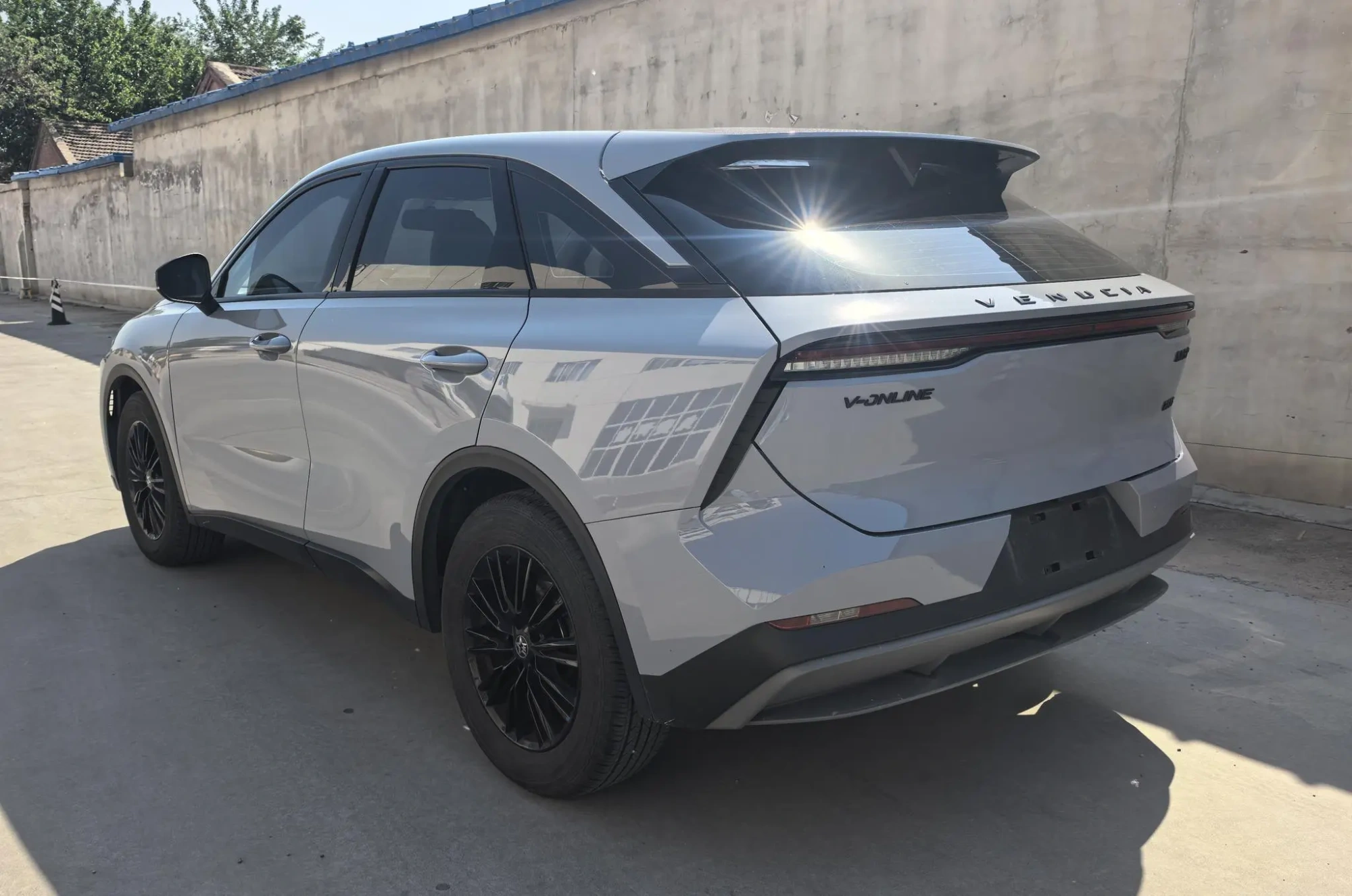 Venucia Qichen Big V 260T King Edition