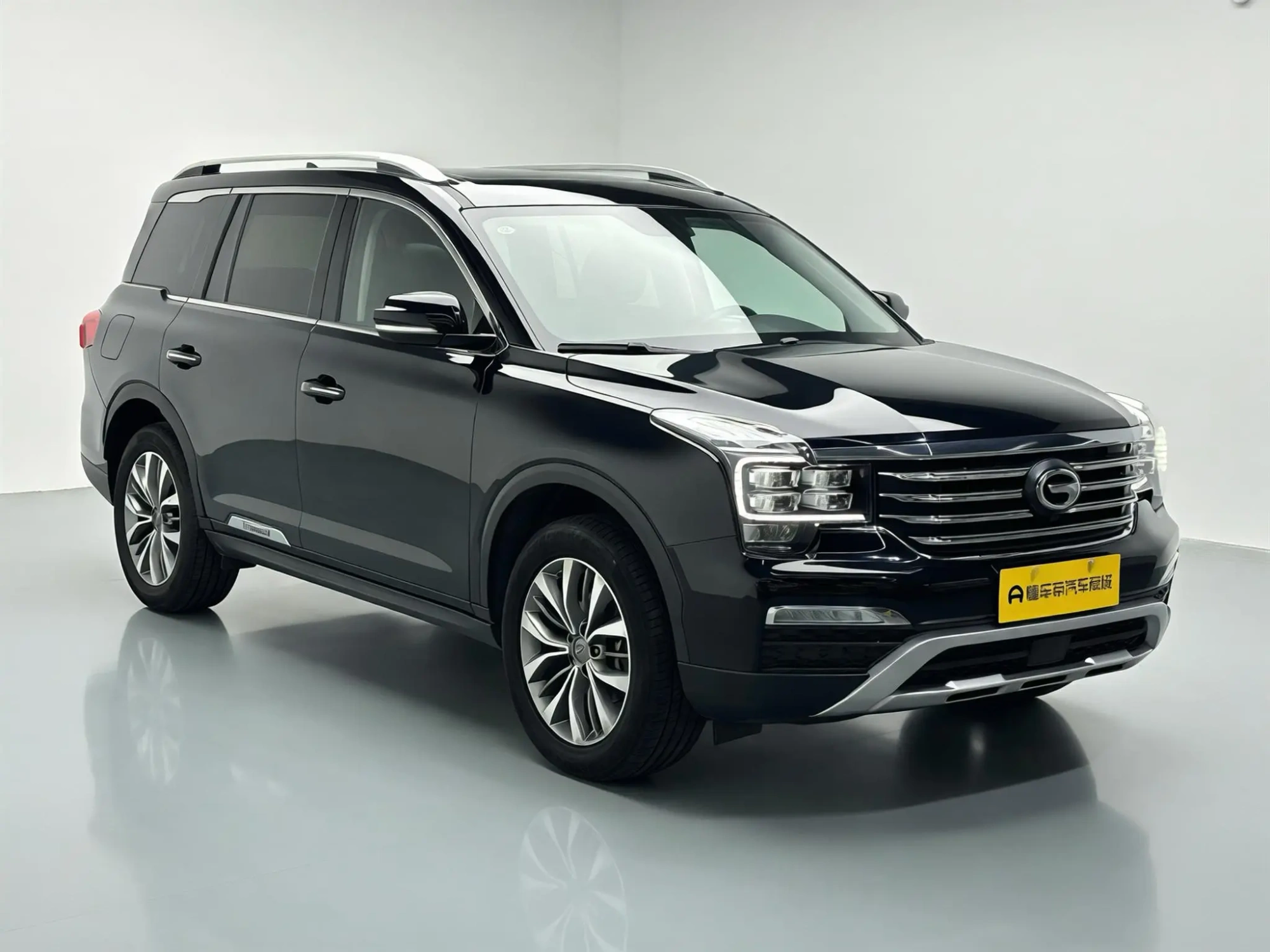 GAC Trumpchi GS8 320T two-wheel drive luxury Zhilian Edition 7 seats