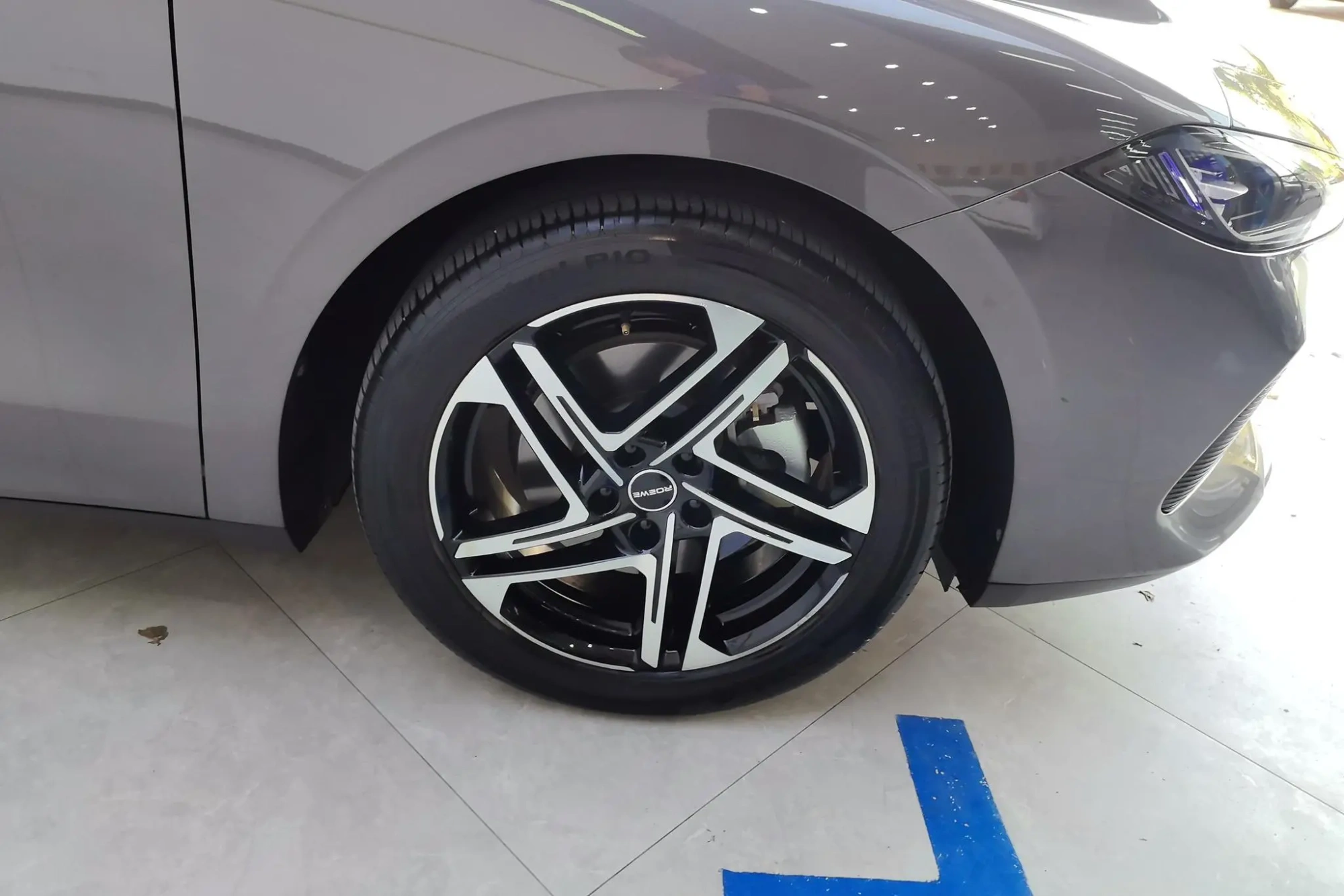 Roewe Roewe D7 DMH 125 Excellent Edition