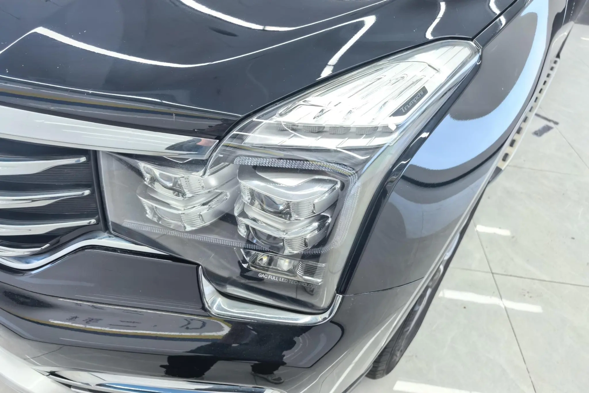 GAC Trumpchi GS8 320T two-wheel drive luxury Zhilian Edition 7 seats