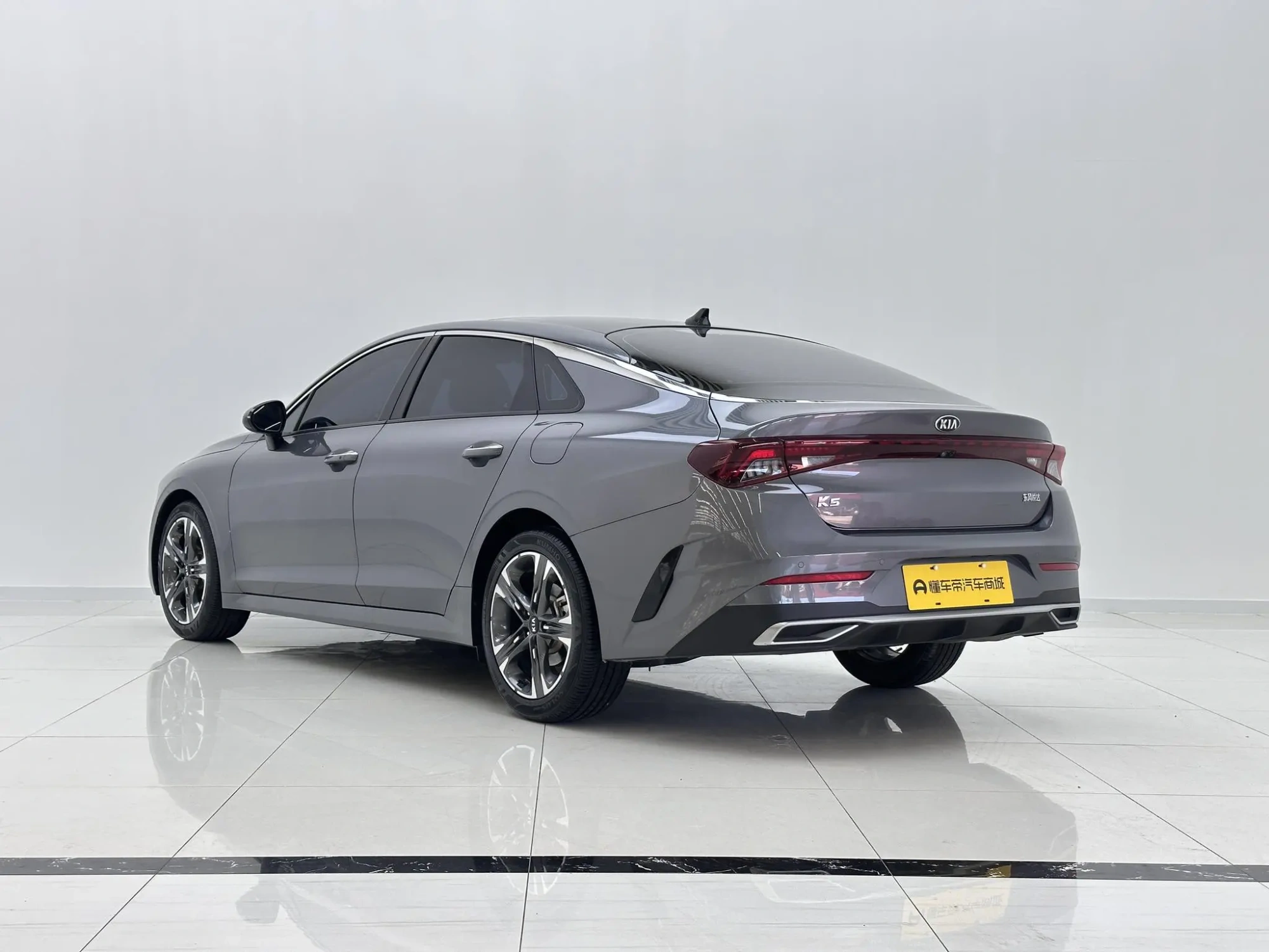 Kia Kia K5 270T CVVD Luxury Technology Edition