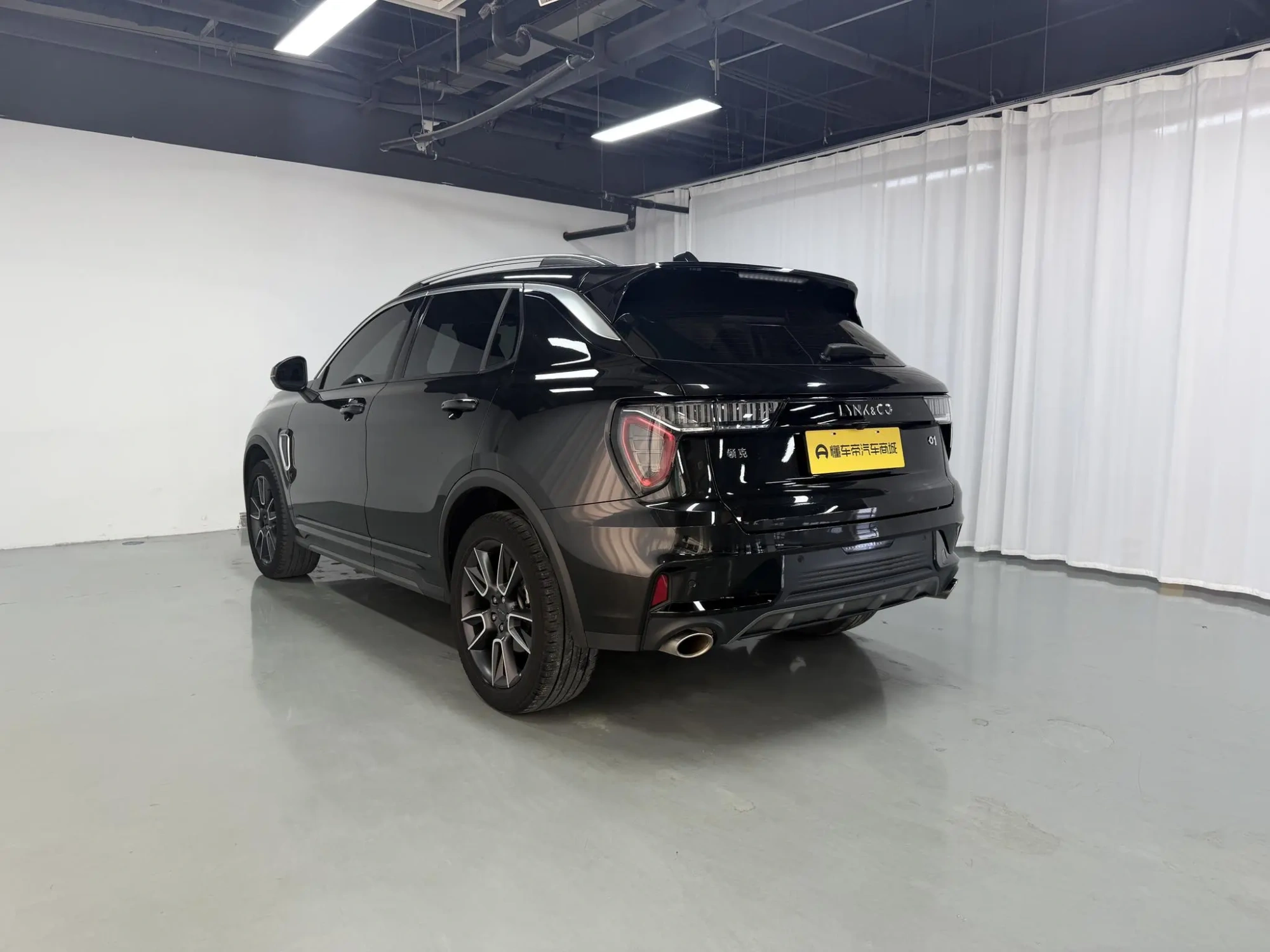 LYNK & CO Lynk 01 2.0TD two-wheel drive Pro