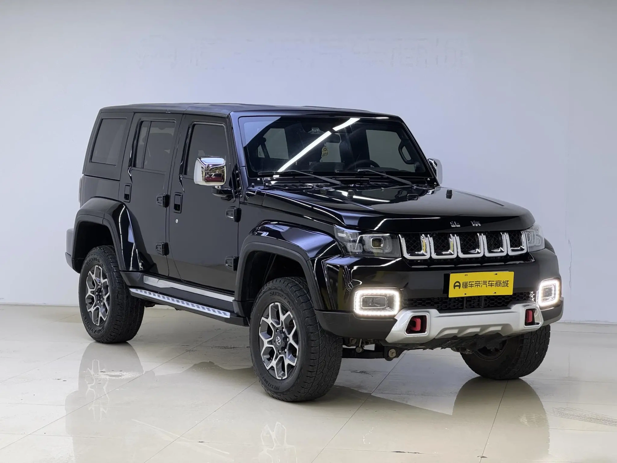 Beijing Beijing off-road BJ40 PLUS 2.3T automatic four-wheel drive exclusive edition Country VI