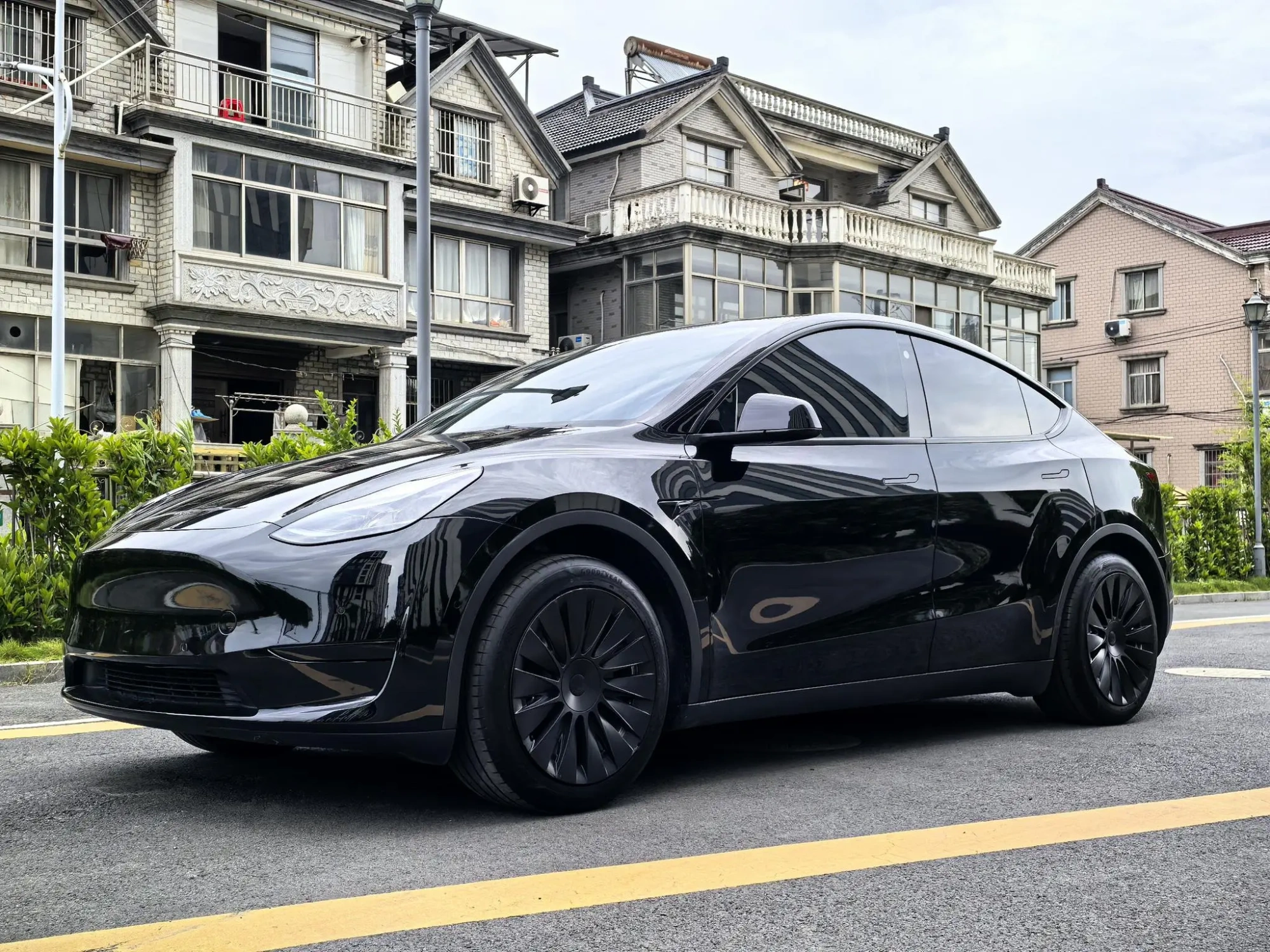 Tesla Model Y Facelifted rear-wheel drive version