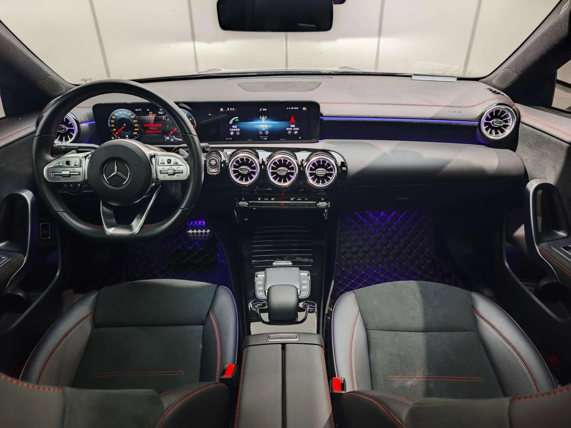 Mercedes-Benz Mercedes-Benz CLA CLA 200 four-door coupe