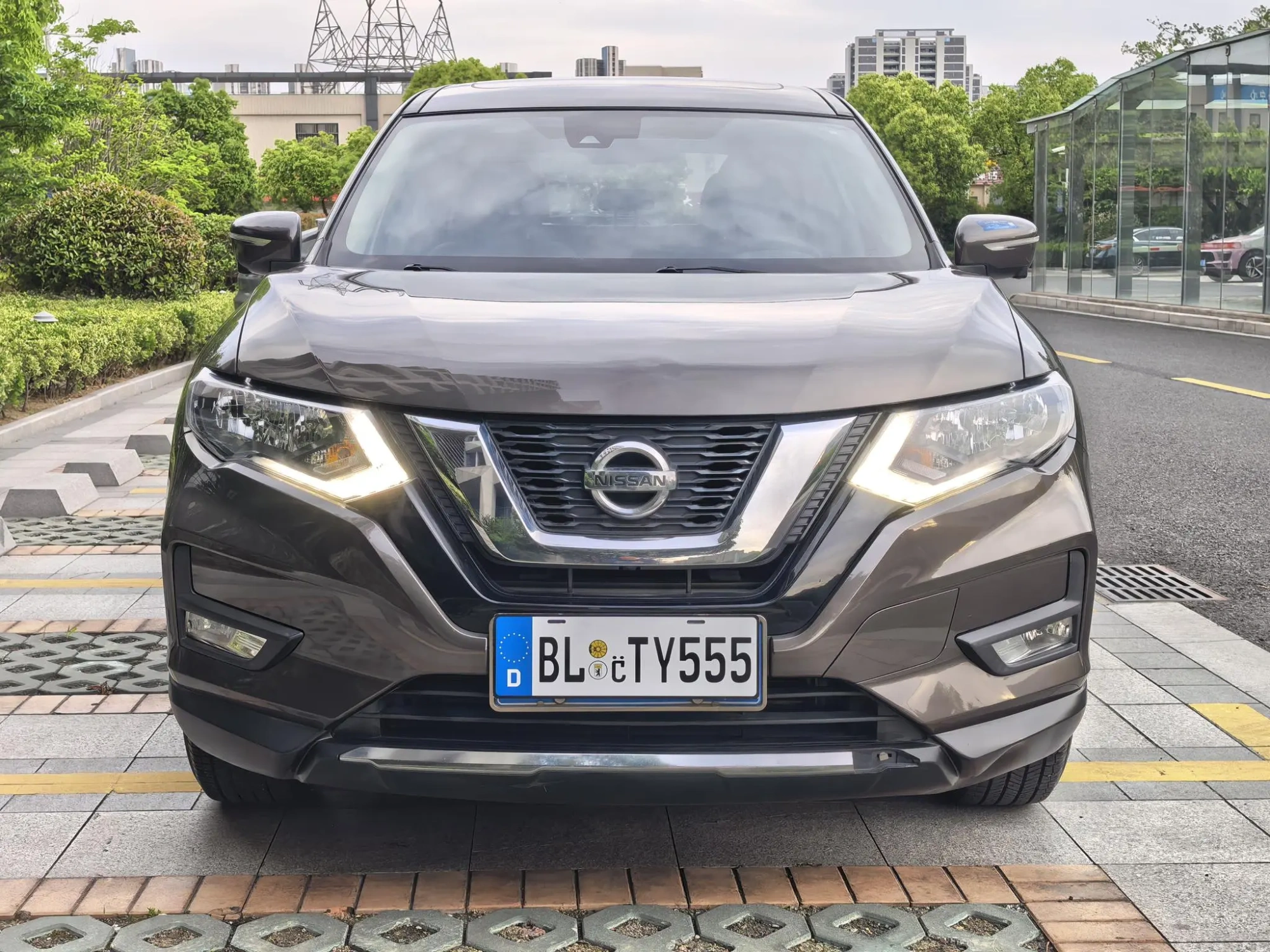 Nissan Qijun 2.0L CVT Zhilian Comfort Edition 2WD