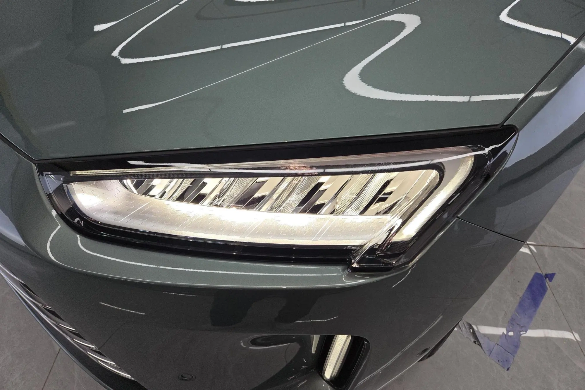 AITO Ask the world M5 Extended range four-wheel drive Ultimate edition