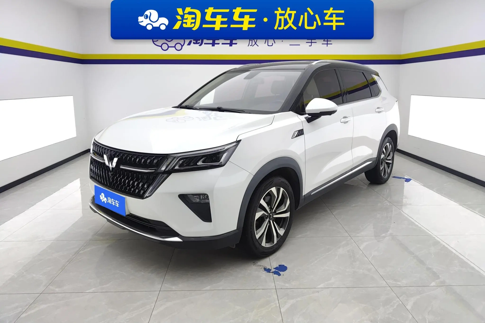Wuling Wuling Xingchen 1.5T automatic star Obsidian version