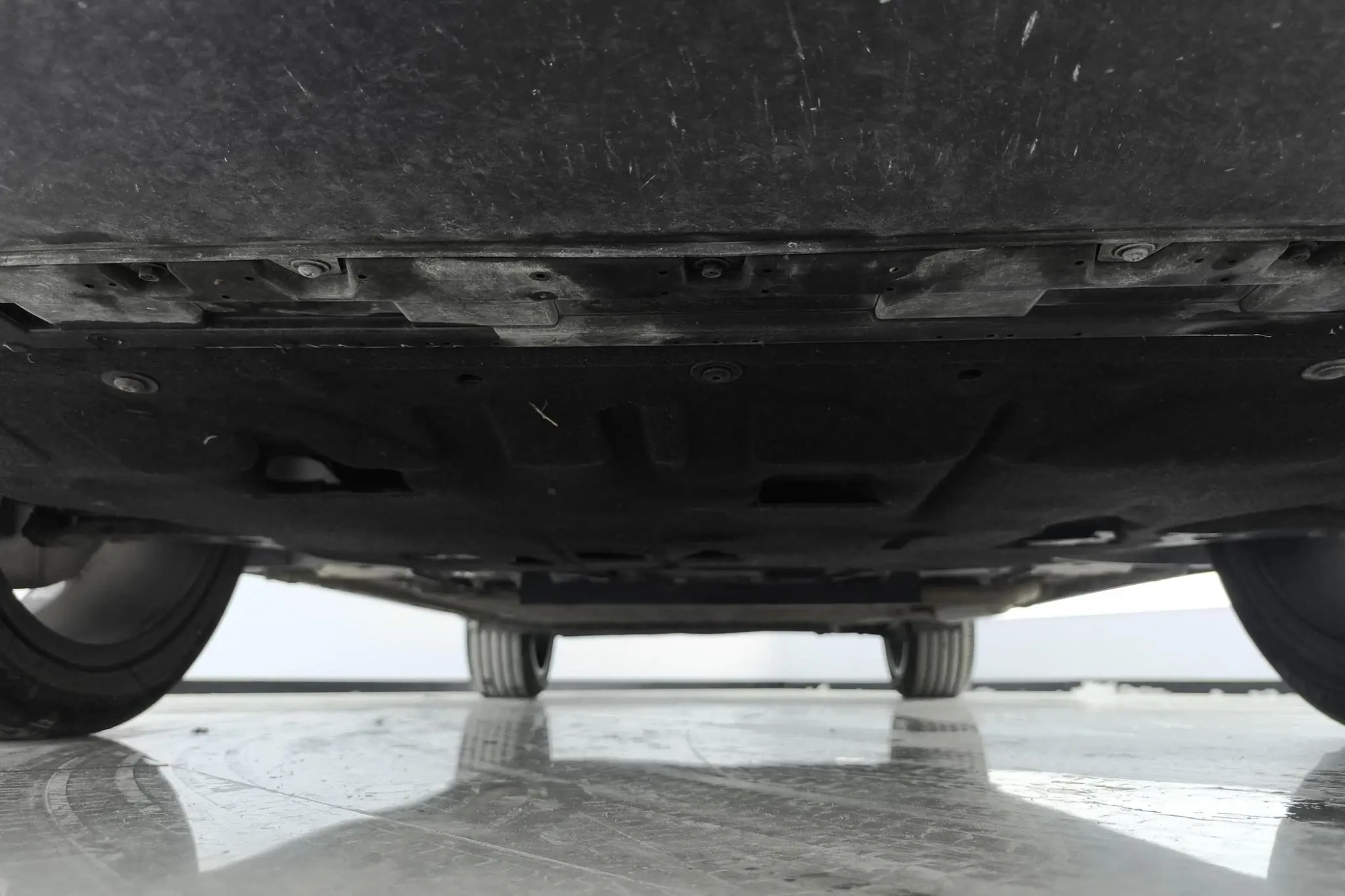Geely Galaxy Galaxy L7 1.5L EM-i 115km Discovery+ version