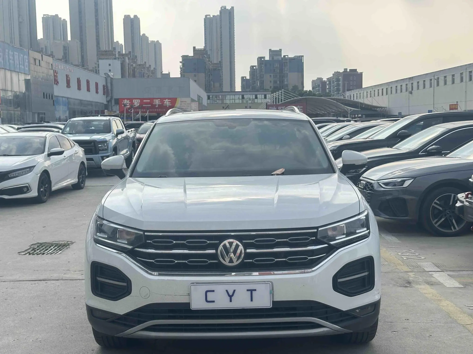 Volkswagen Tanyue 330TSI two-wheel drive luxury country VI