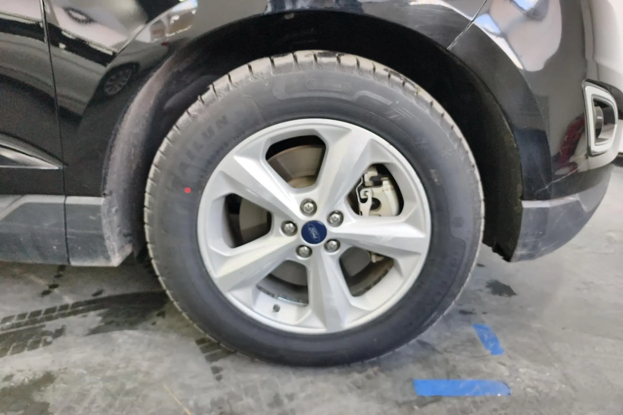 Ford Sharp World EcoBoost 245 two-wheel drive elite 5-seater country VI