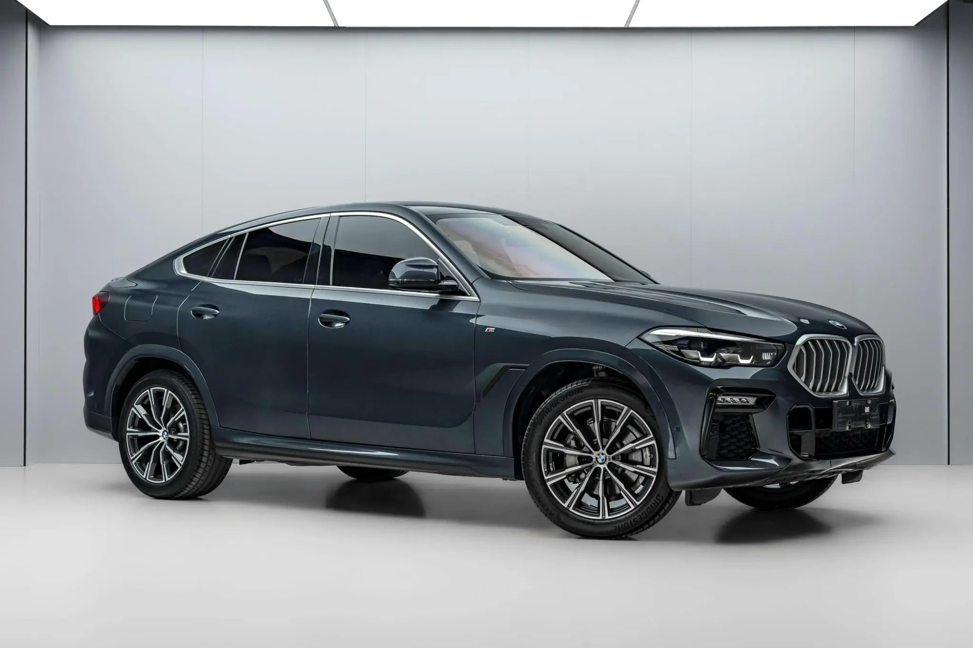BMW BMW X6 xDrive30i M sports suit