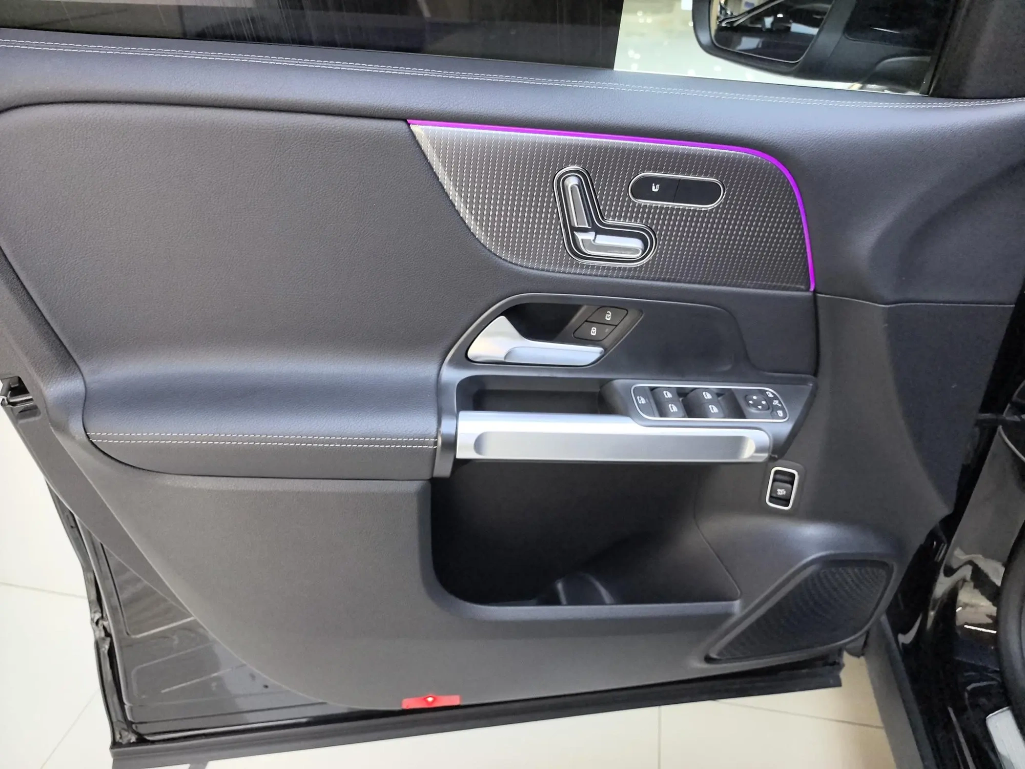 Mercedes-Benz Mercedes-Benz GLB GLB 220 fashion type
