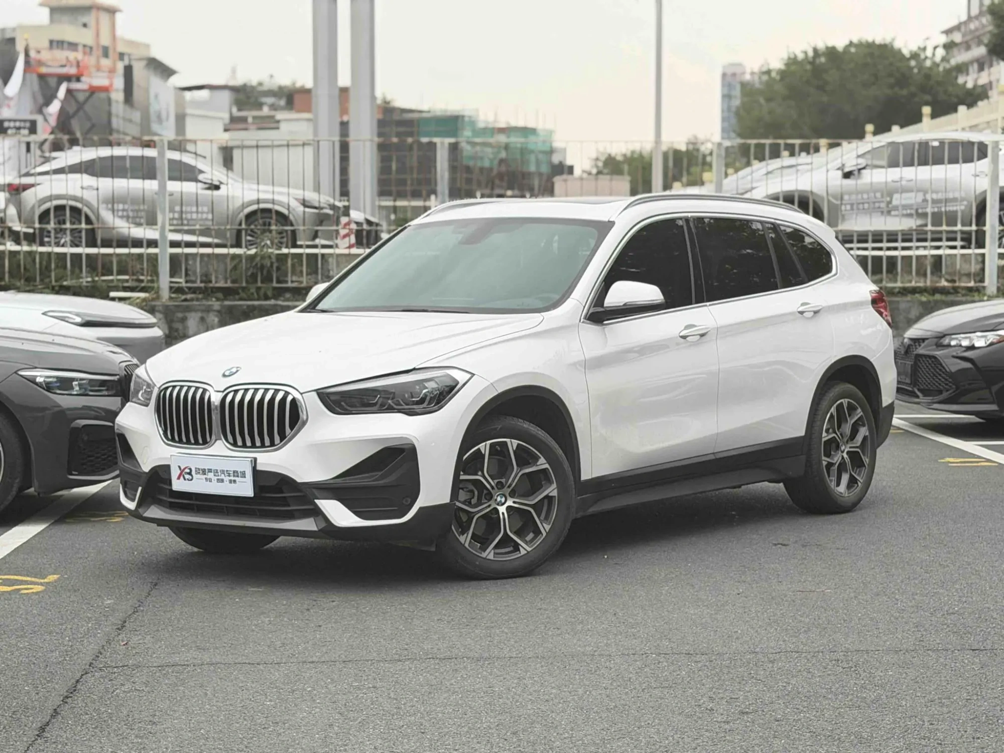 BMW BMW X1 sDrive25Li leading type
