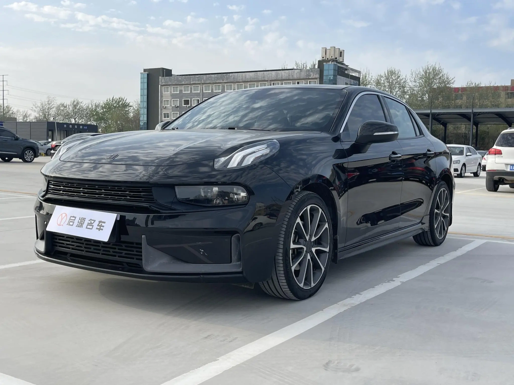 LYNK & CO Lynk 03 1.5TD DCT Deluxe Edition