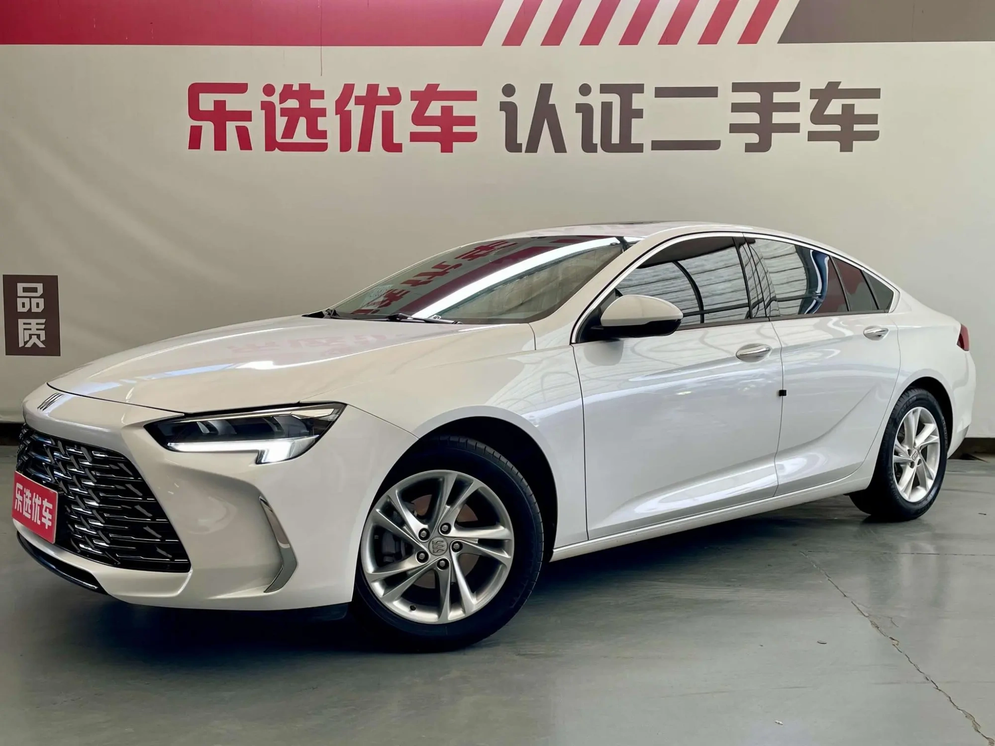 Buick Regal 25T Premium Edition