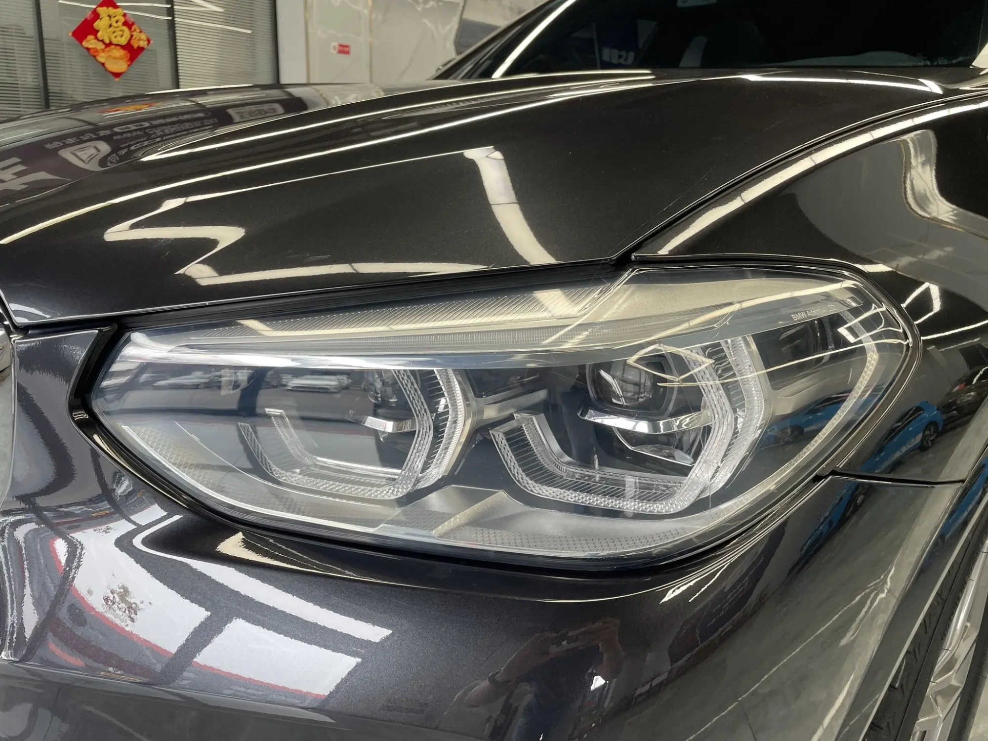 BMW BMW X4 xDrive25i M sports suit