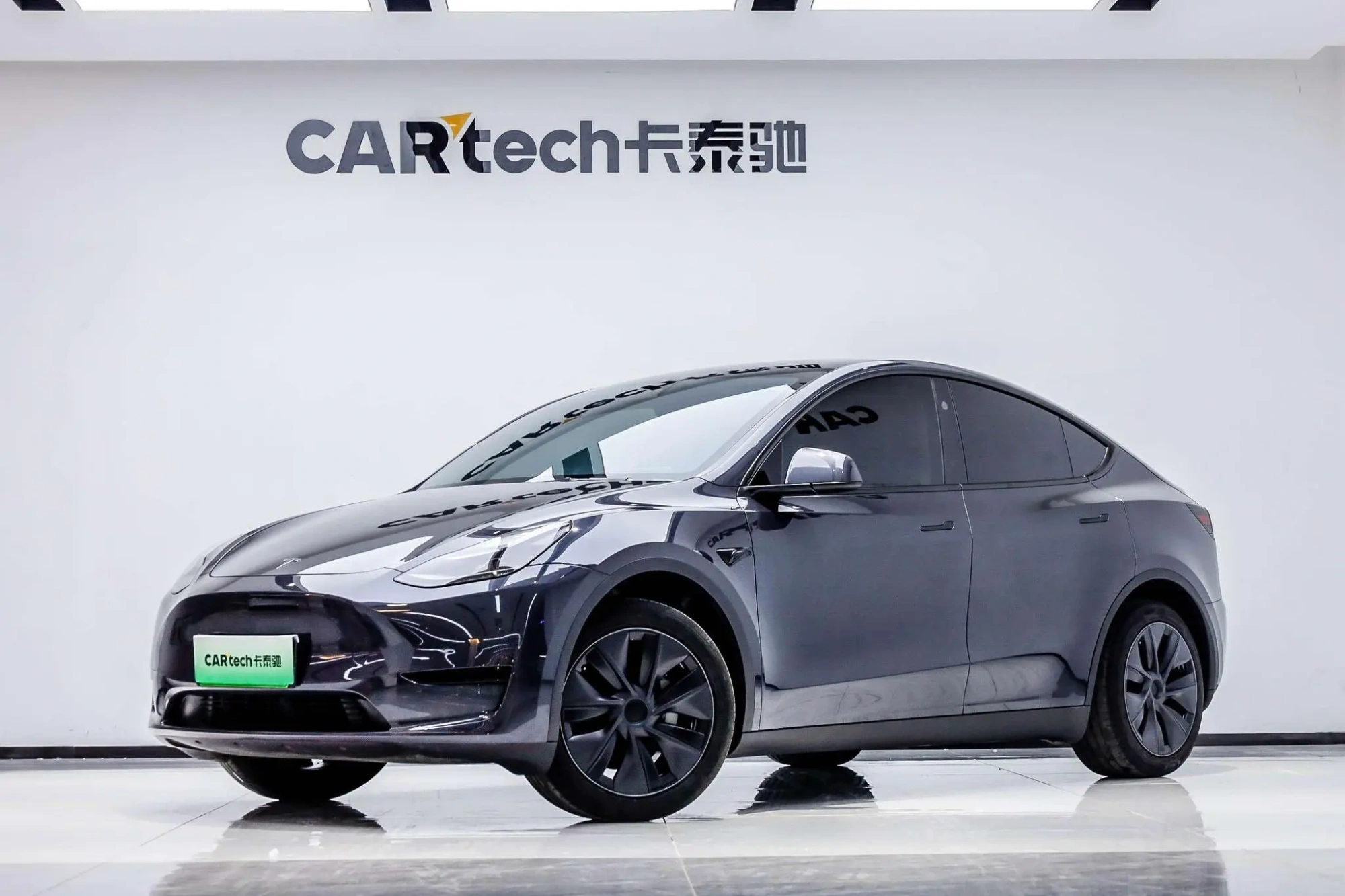 Tesla Model Y Rear-wheel drive version