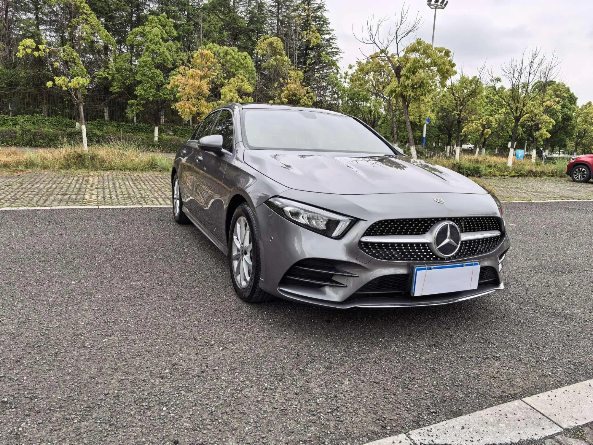 Mercedes-Benz Mercedes-Benz A-class Facelift A 200 L sports sedan fashion version