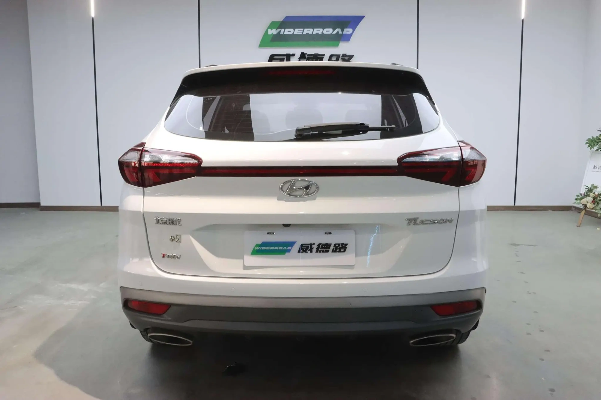 Hyundai Tucson 280TGDi dual-clutch two-wheel drive fashion version of the country VI