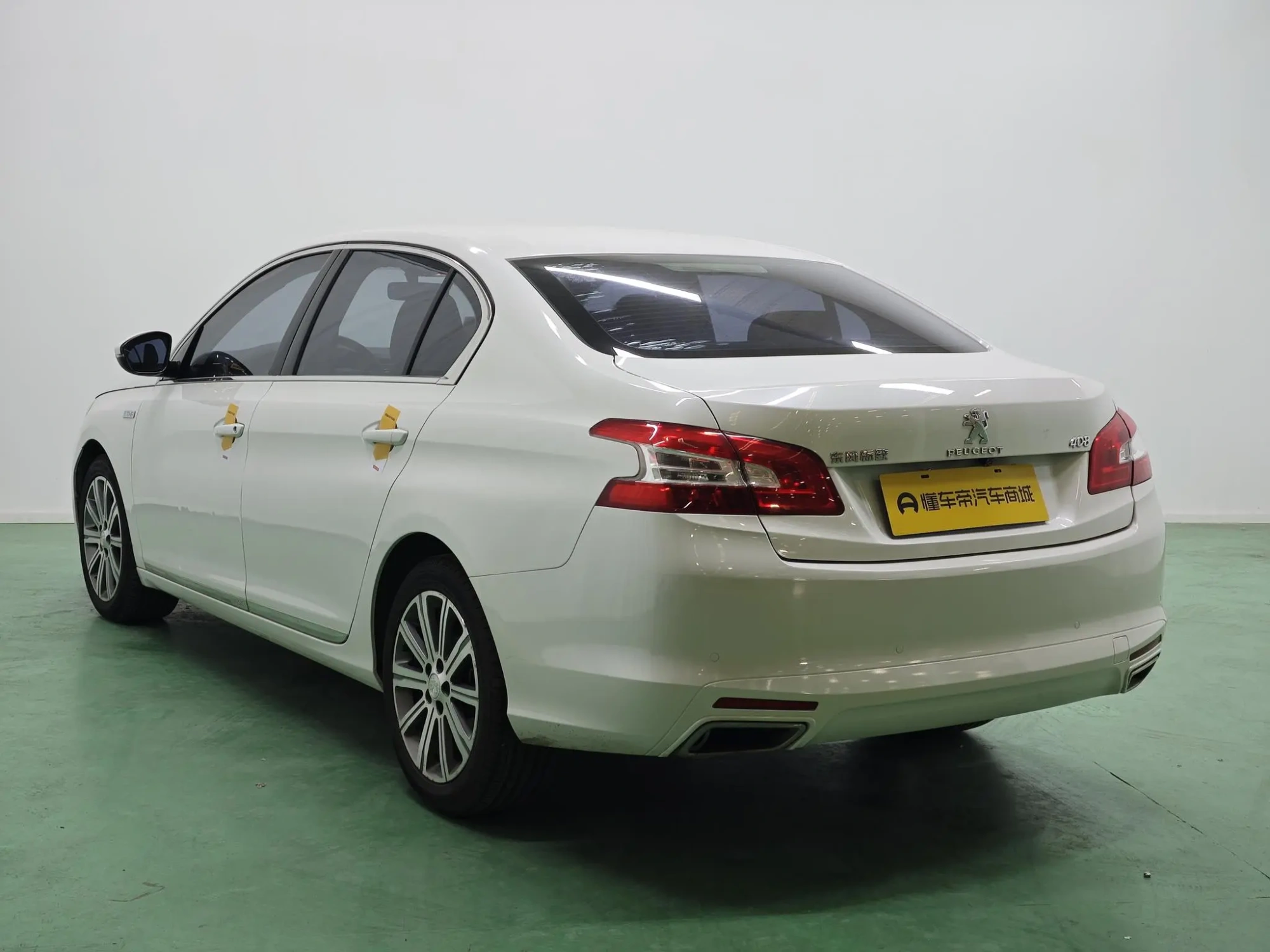 Peugeot Peugeot 408 1.6T Automatic Deluxe Edition