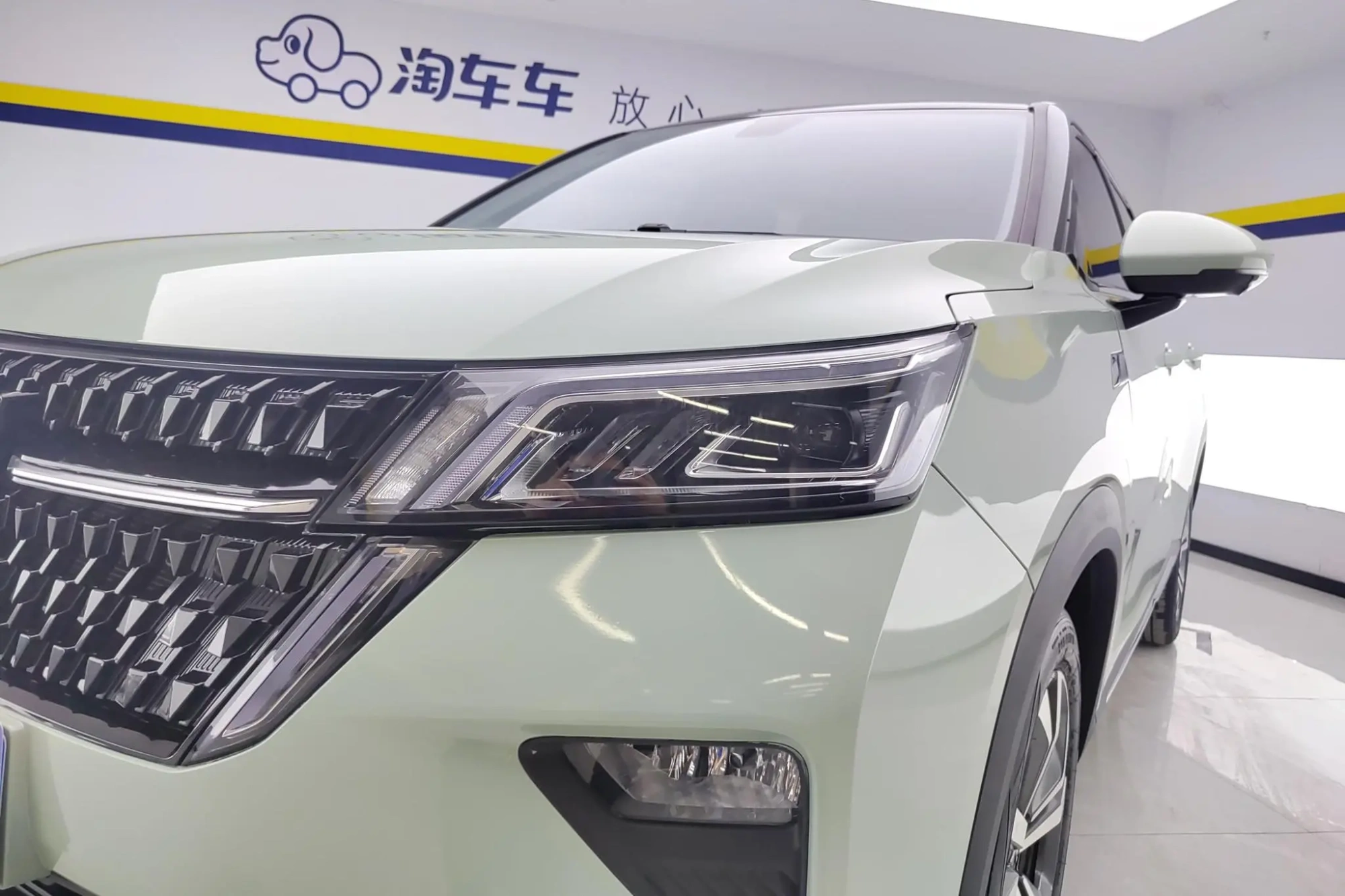 Wuling Wuling Xingchen 1.5T automatic star Obsidian version