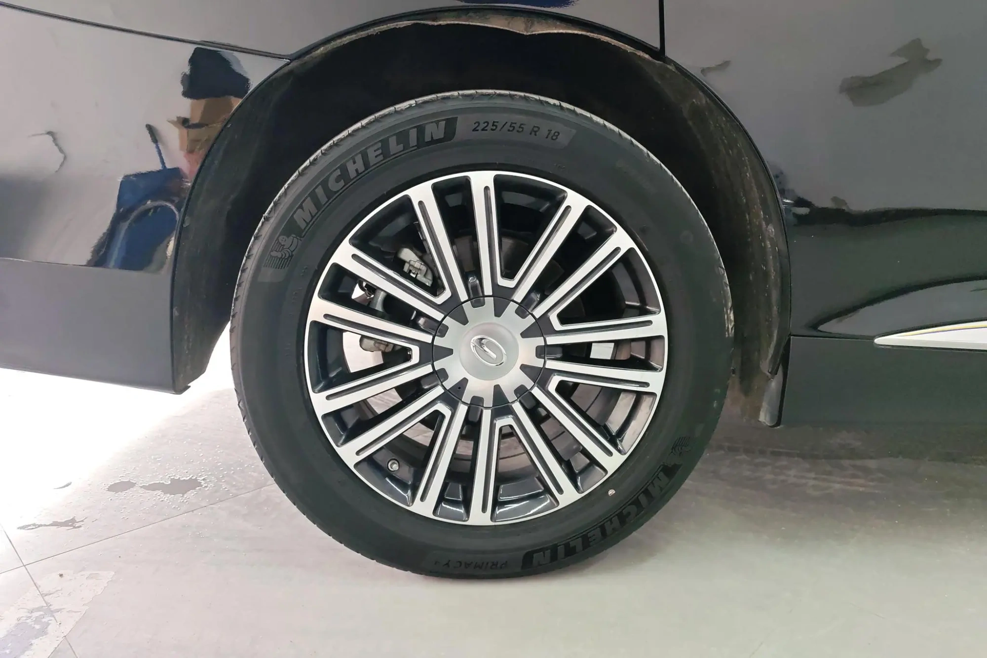 GAC Trumpchi M8 Lingxiu Series 390T Premium Edition