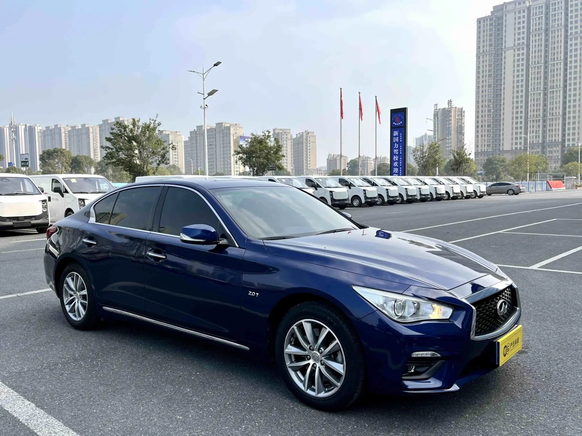 Infiniti Infiniti Q50L 2.0T Comfort Edition