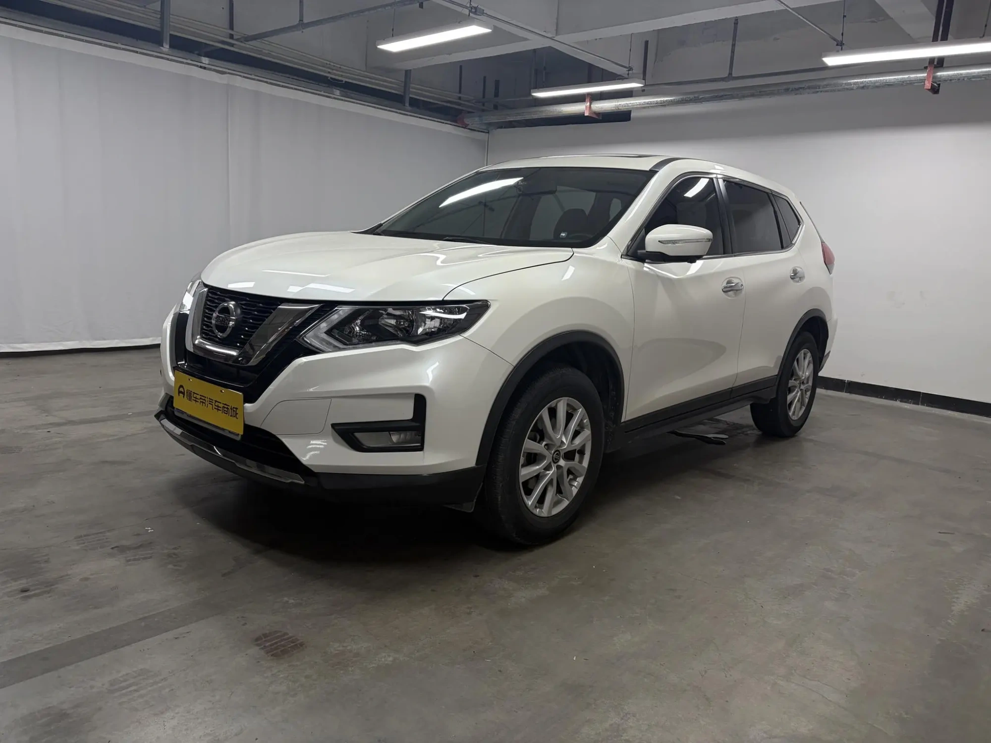 Nissan Qijun 2.0L CVT Zhilian Comfort Edition 2WD