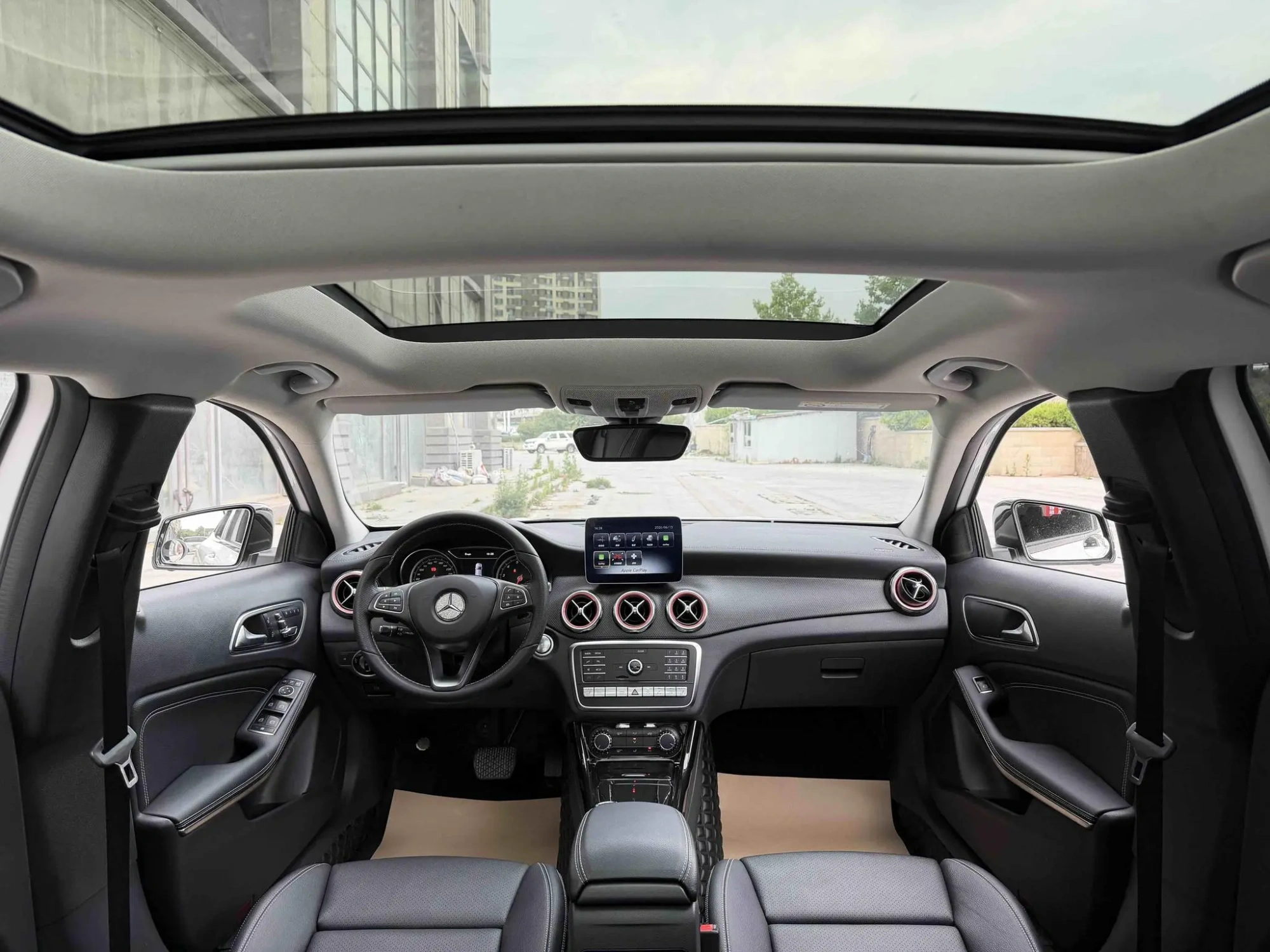 Mercedes-Benz Mercedes-Benz GLA GLA 220 4MATIC sports type