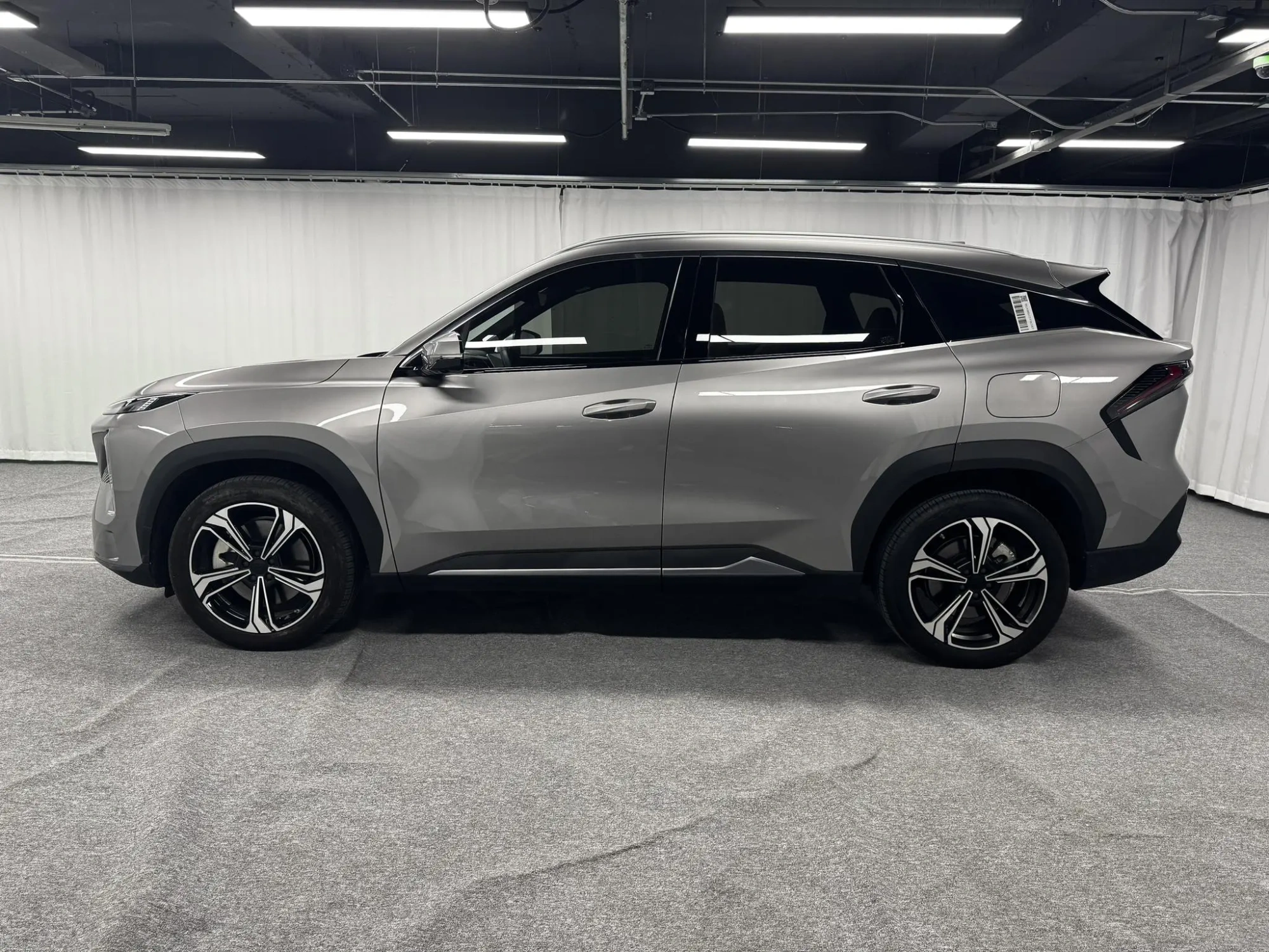 Geely Galaxy Galaxy L7 1.5T DHT 115km Starship