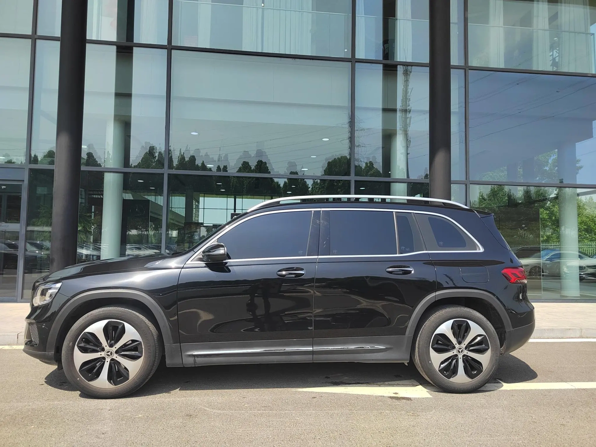 Mercedes-Benz Mercedes-Benz GLB GLB 200 fashion type