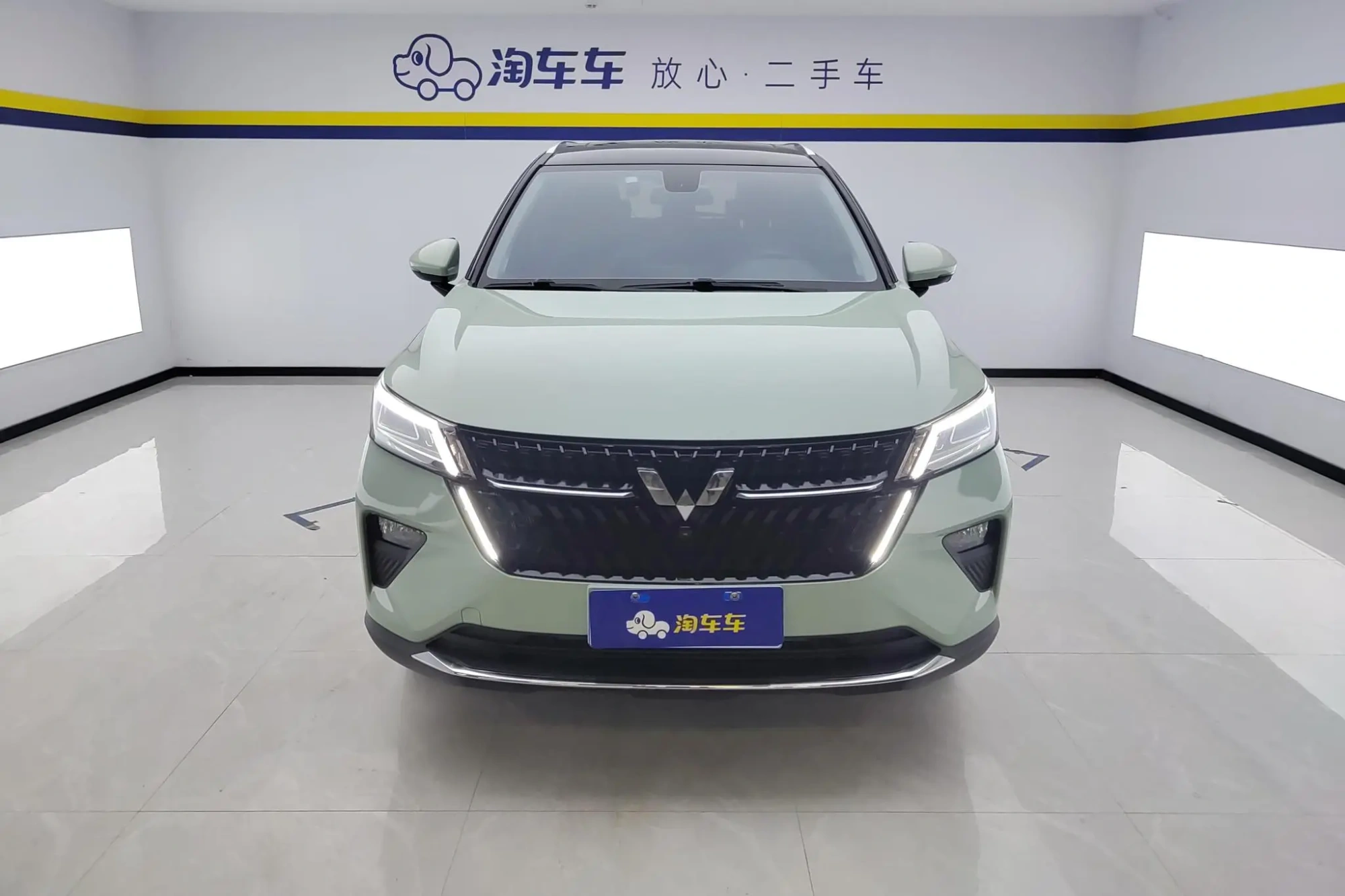 Wuling Wuling Xingchen 1.5T automatic star Obsidian version