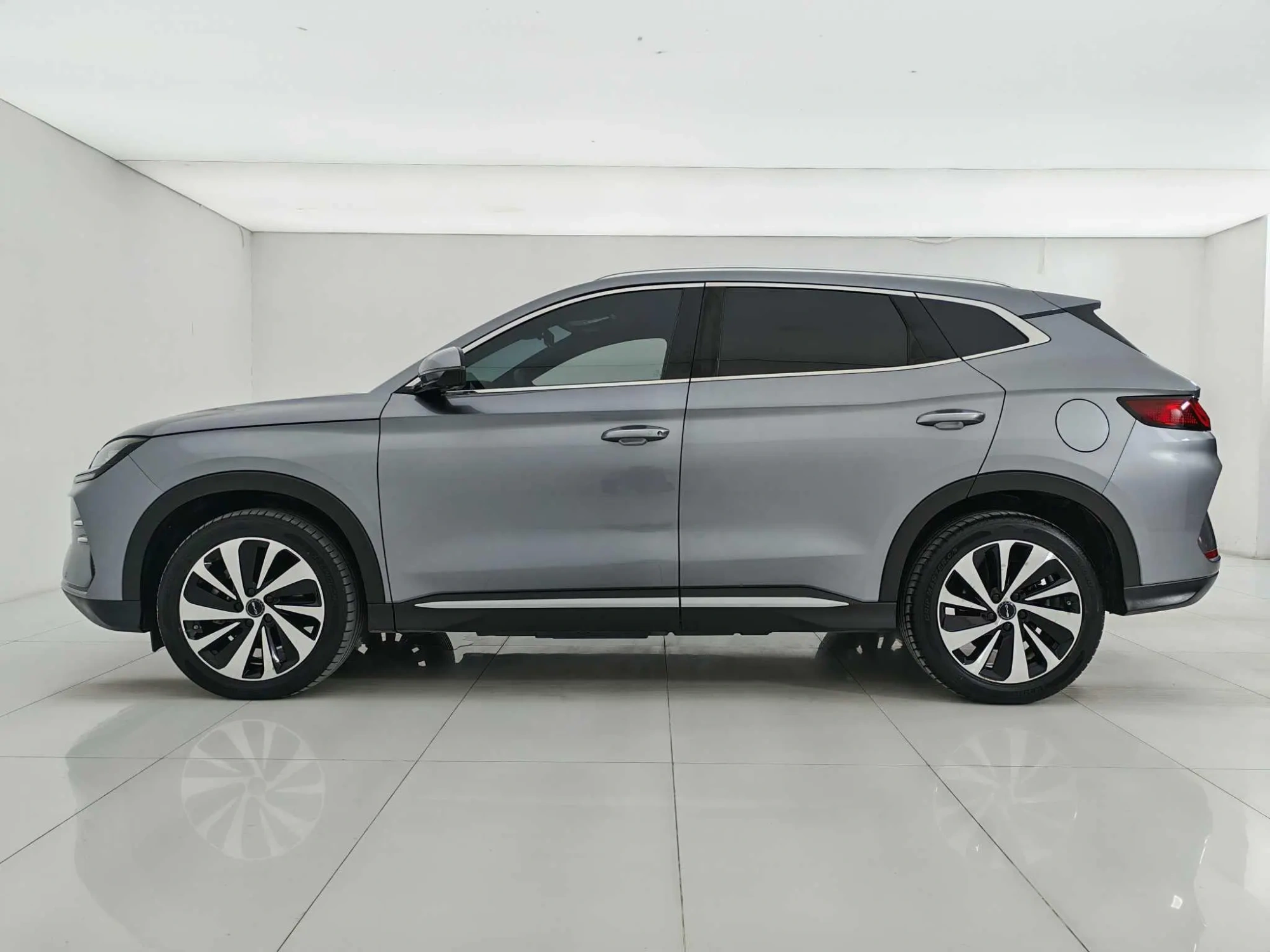 BYD Song PLUS DM DM-i Champion Edition 110KM Flagship PLUS