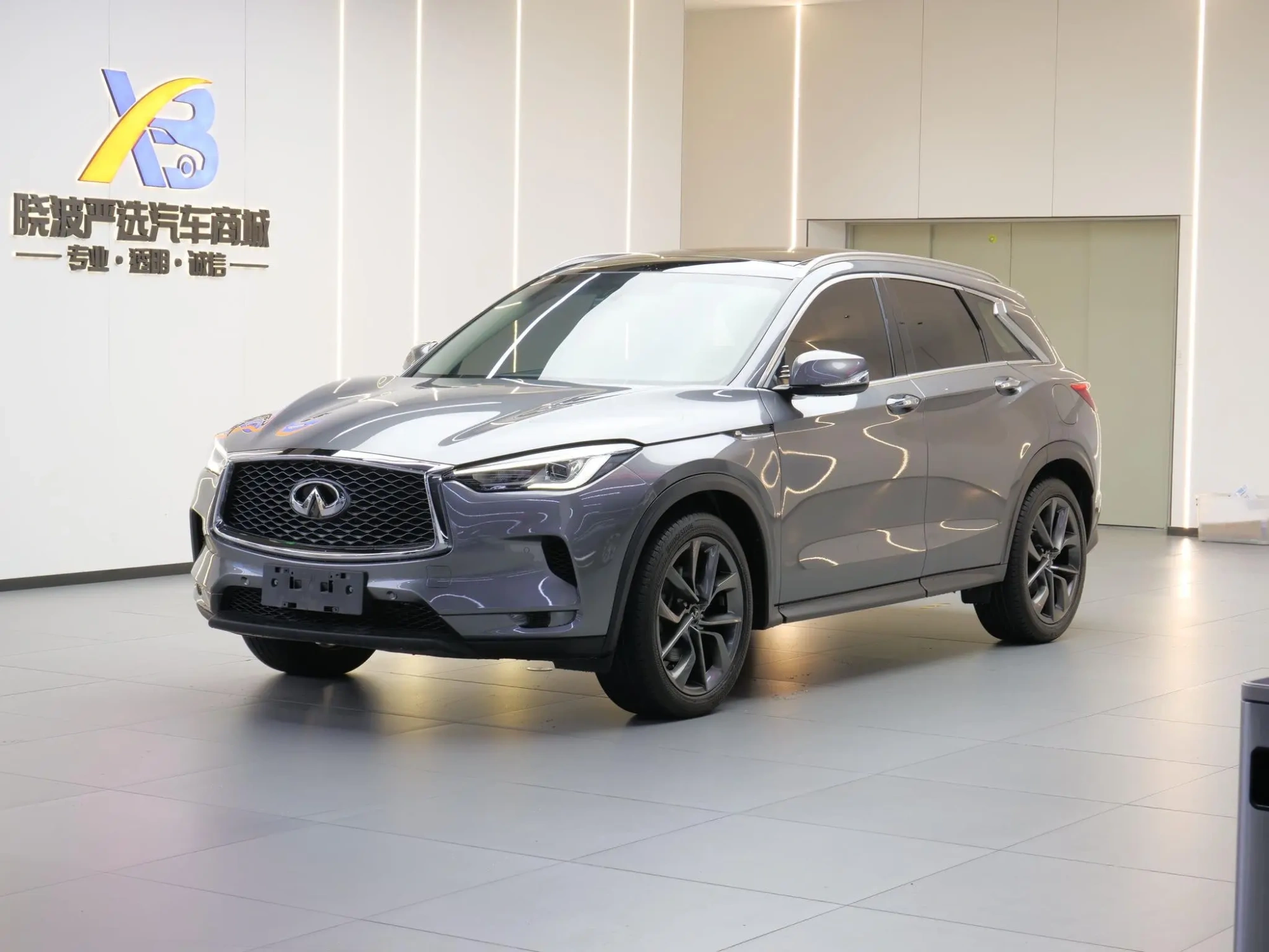 Infiniti Infiniti QX50 2.0T two-wheel drive pilot version
