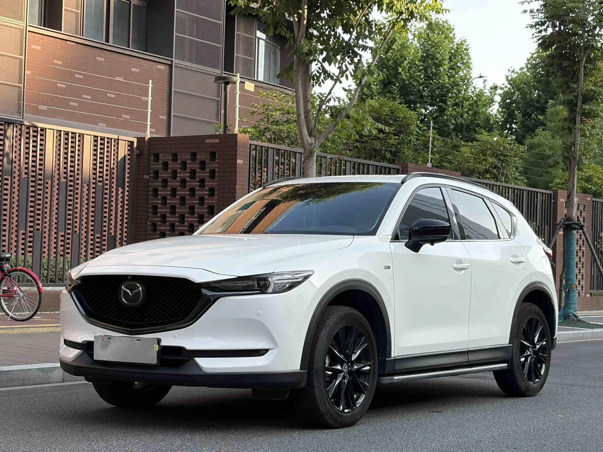 Mazda Mazda CX-5 2.5L automatic two-wheel drive Black Knight type