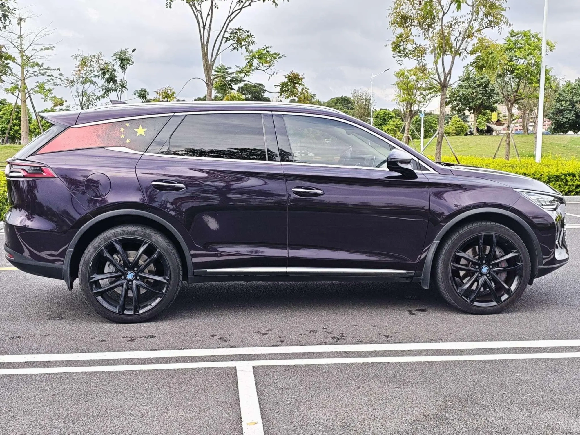 BYD Tang DM DM 2.0T full-time four-wheel drive Zhilian Chuangling 7-seater country VI