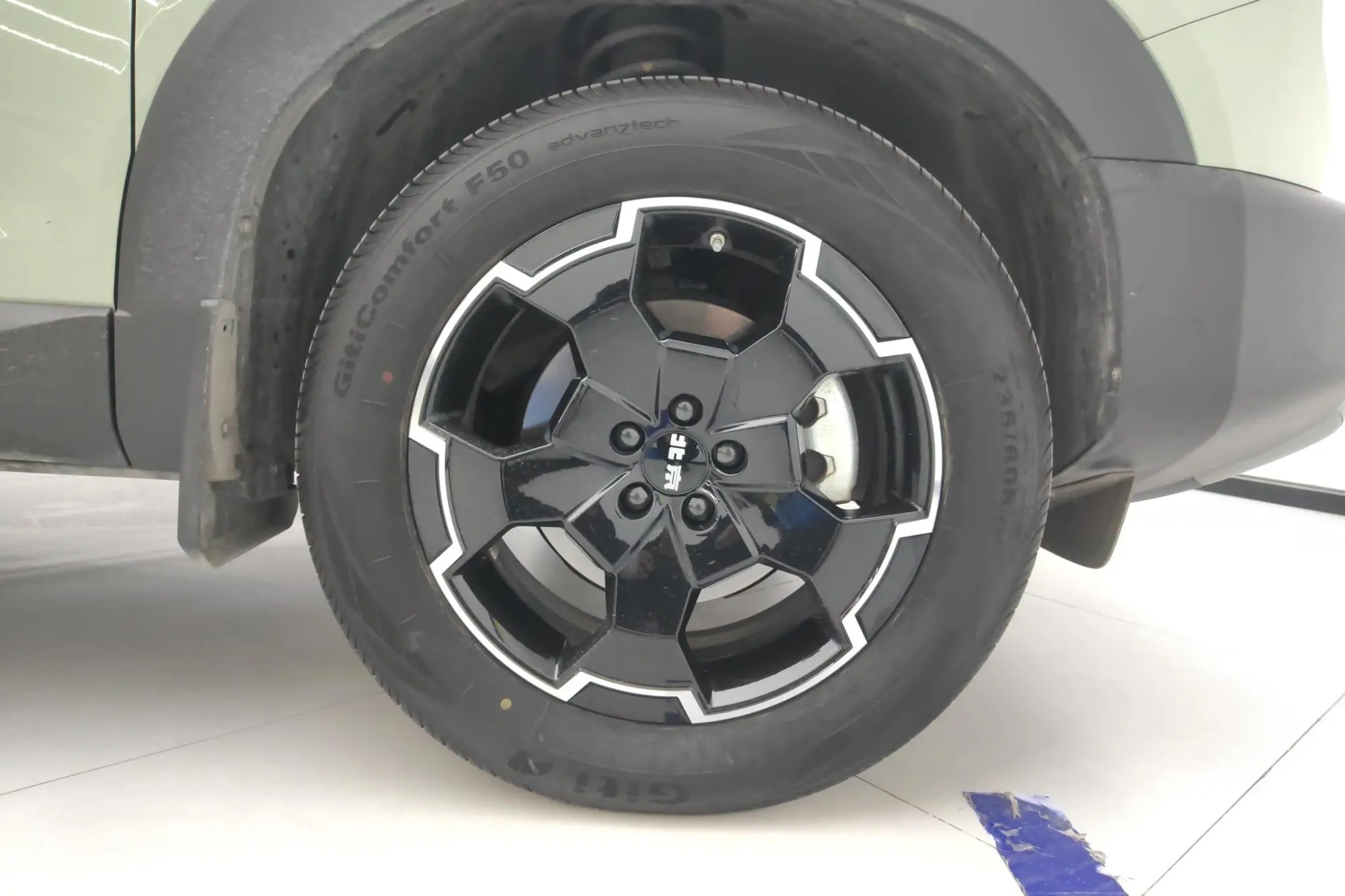 Beijing Beijing off-road BJ30 1.5T DHT 4WD Magic Core Drive Advanced Version