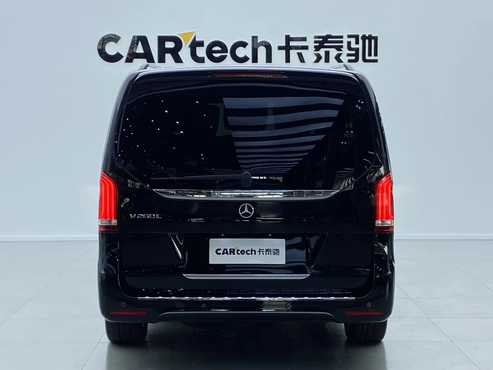 Mercedes-Benz Mercedes-Benz V-class V 260 L Long wheelbase Deluxe Edition