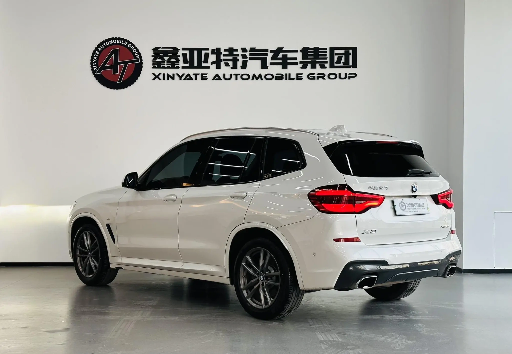 BMW BMW X3 xDrive28i M sports suit