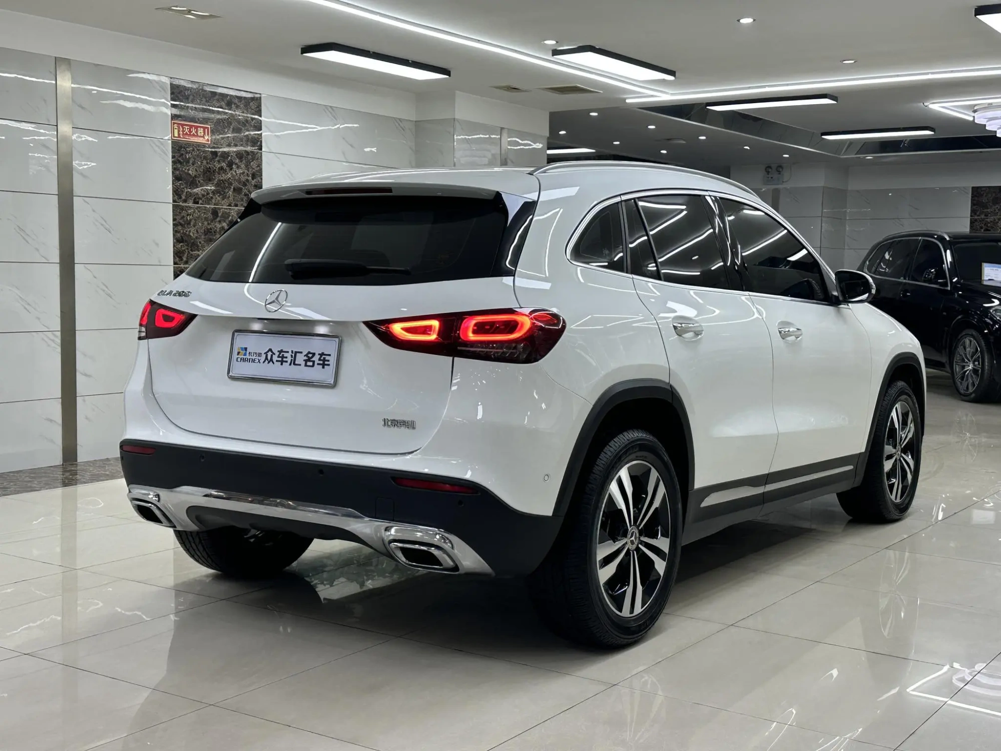 Mercedes-Benz Mercedes-Benz GLA GLA 200