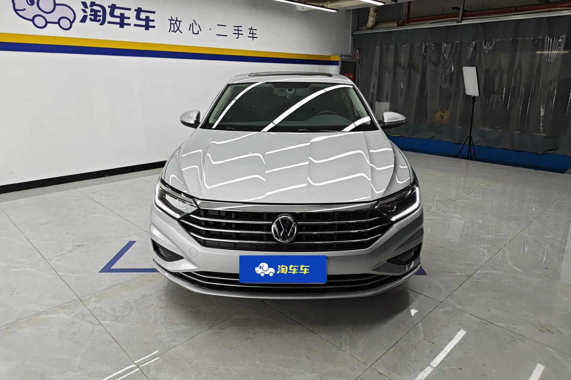 Volkswagen Sagitar 280TSI DSG Comfortable Smart Edition