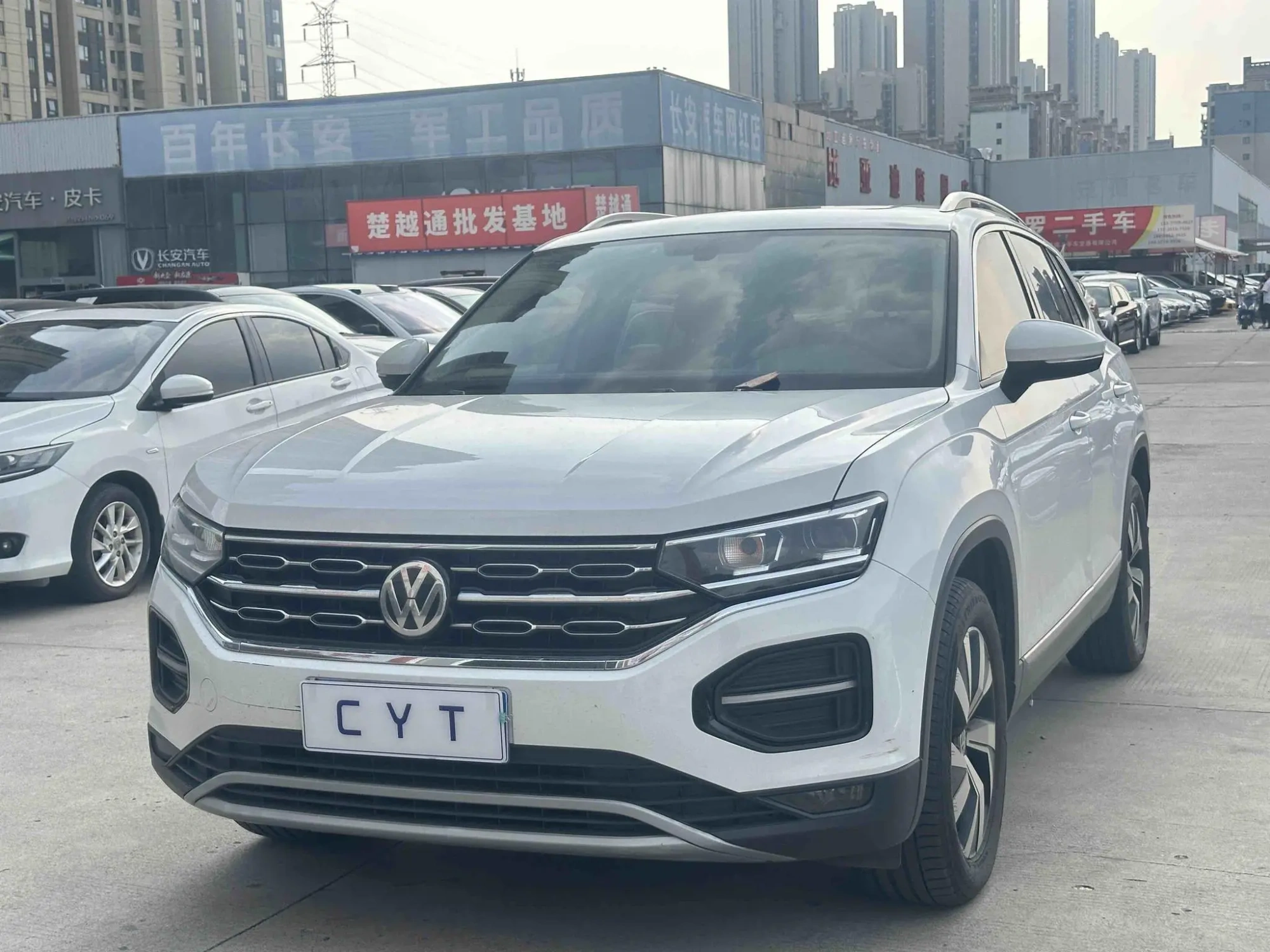 Volkswagen Tanyue 330TSI two-wheel drive luxury country VI