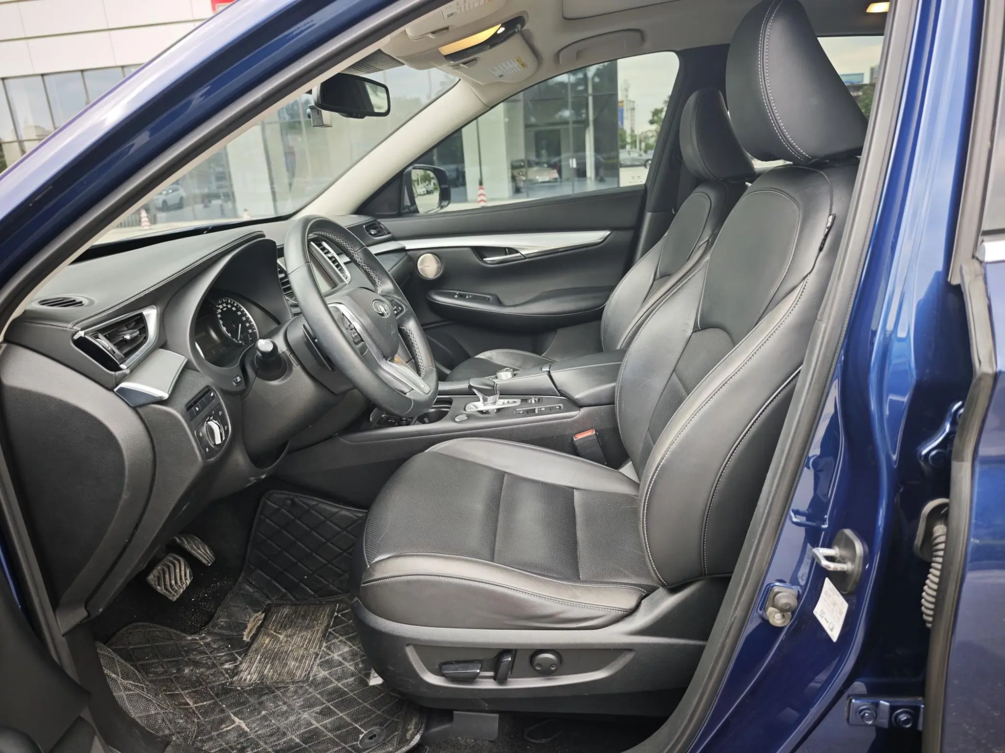 Infiniti Infiniti QX50 2.0T four-wheel drive Elite Edition